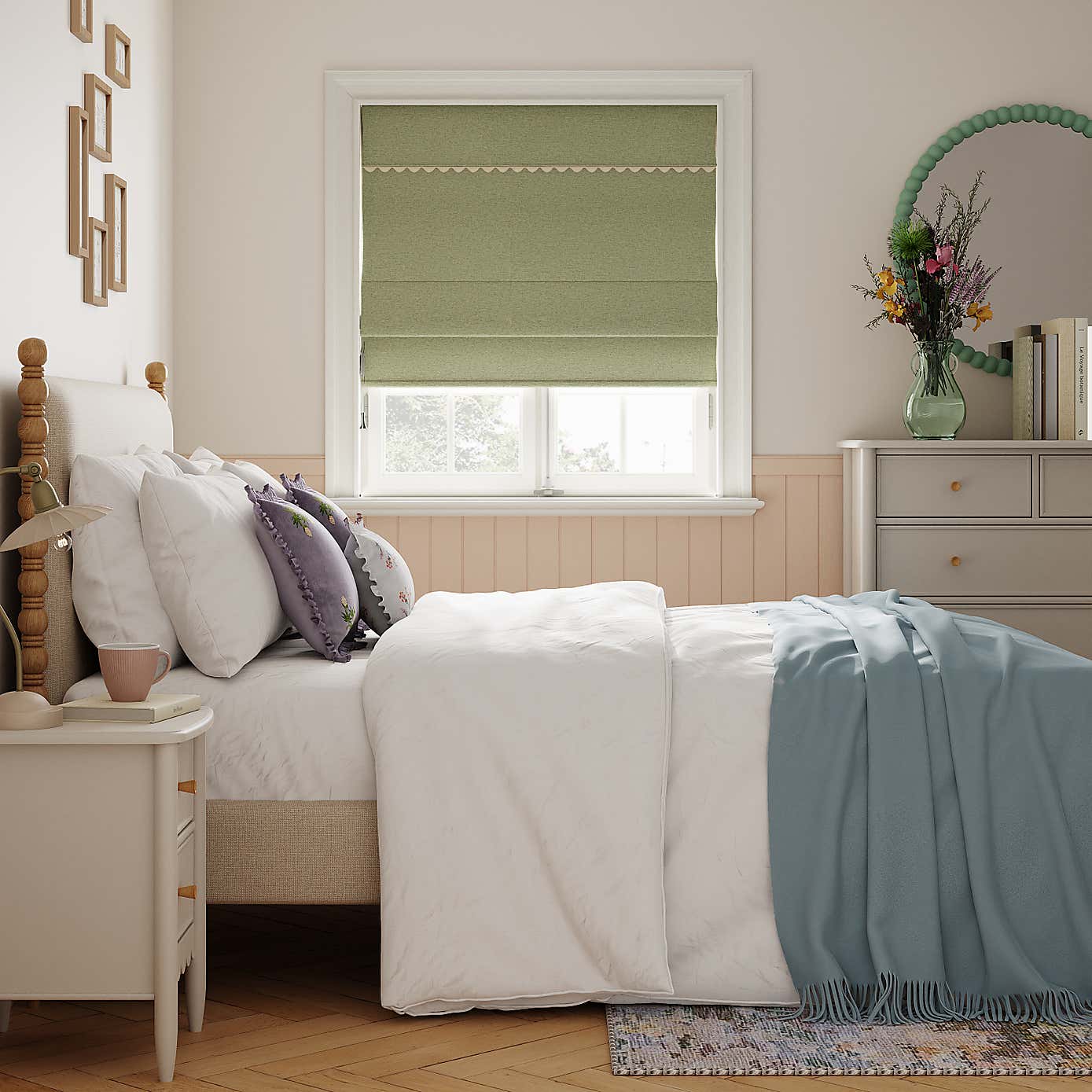 Luna Scallop Blackout Roman Blind