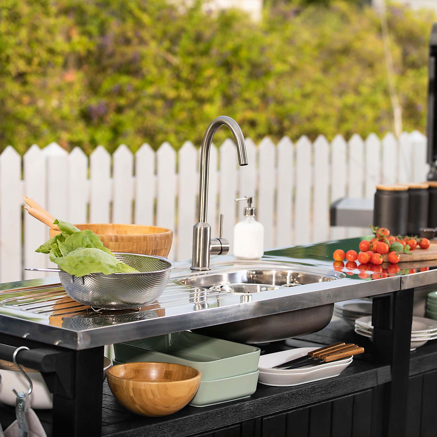 Keter Large Utility Outdoor Chef Kitchen