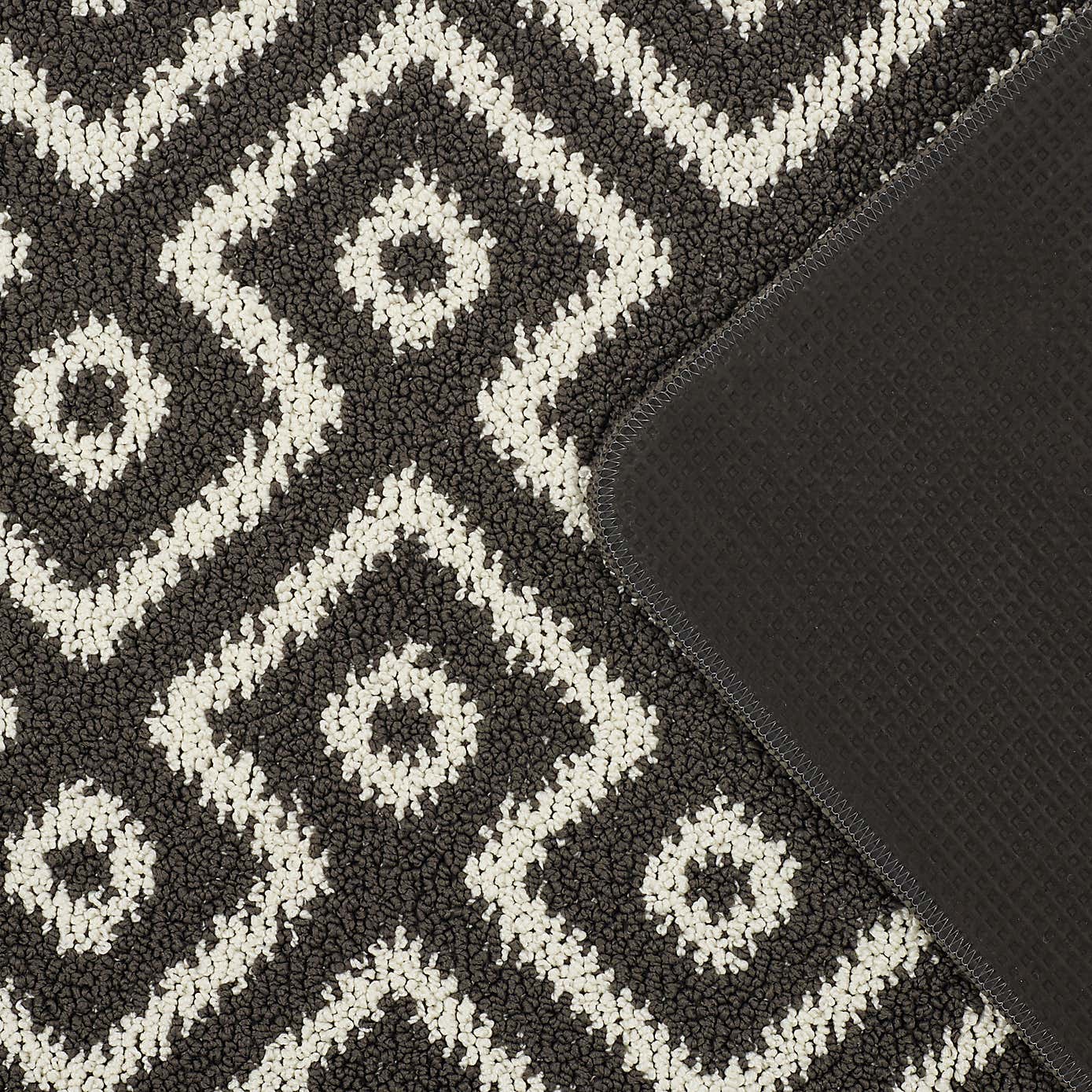 Marvel Diamond Runner