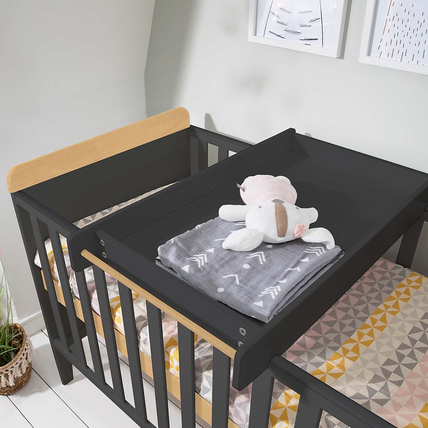 Tutti Bambini Rio Cot Bed with Cot Top Changer and Mattress