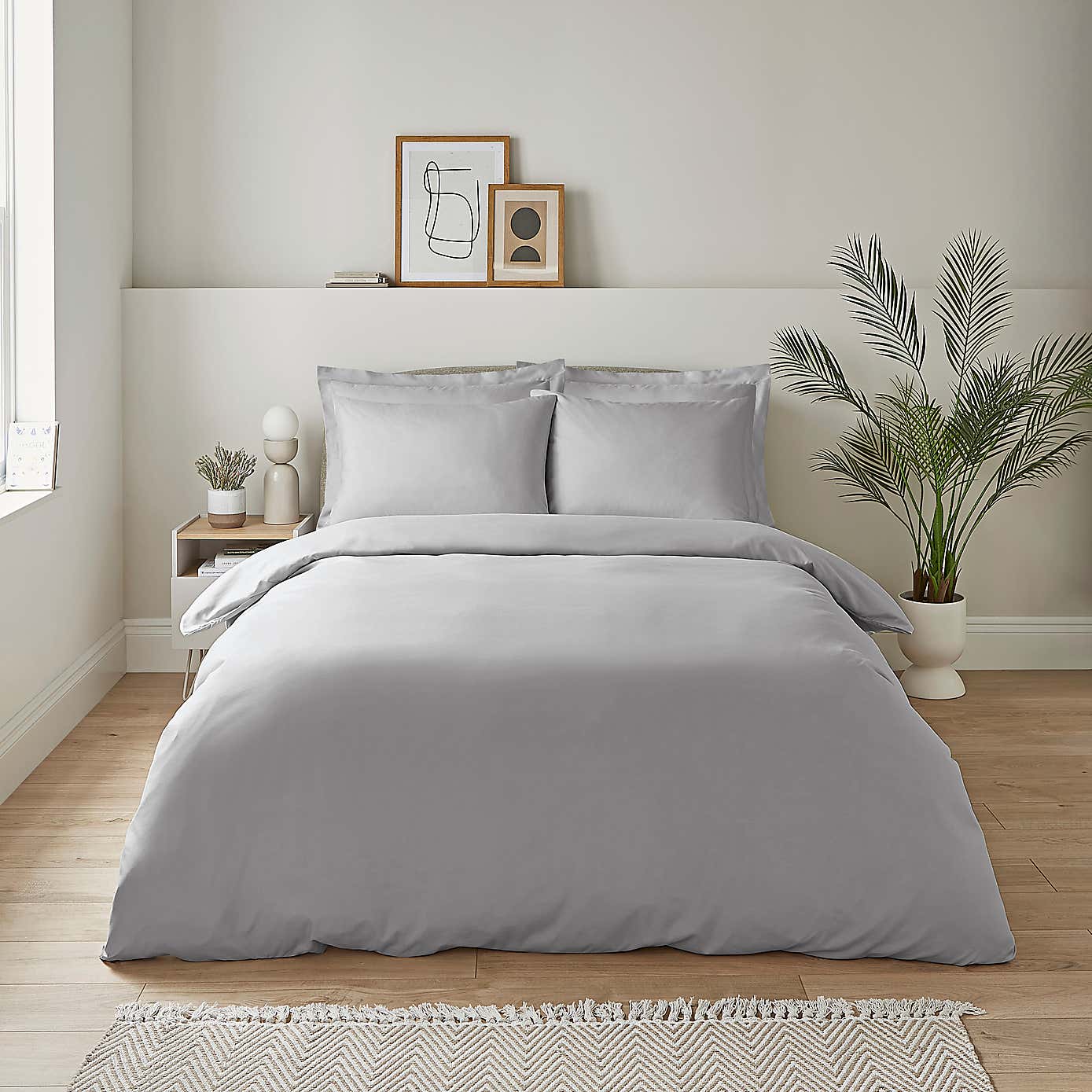 Super Soft Plain White Duvet Cover and Pillowcase Set