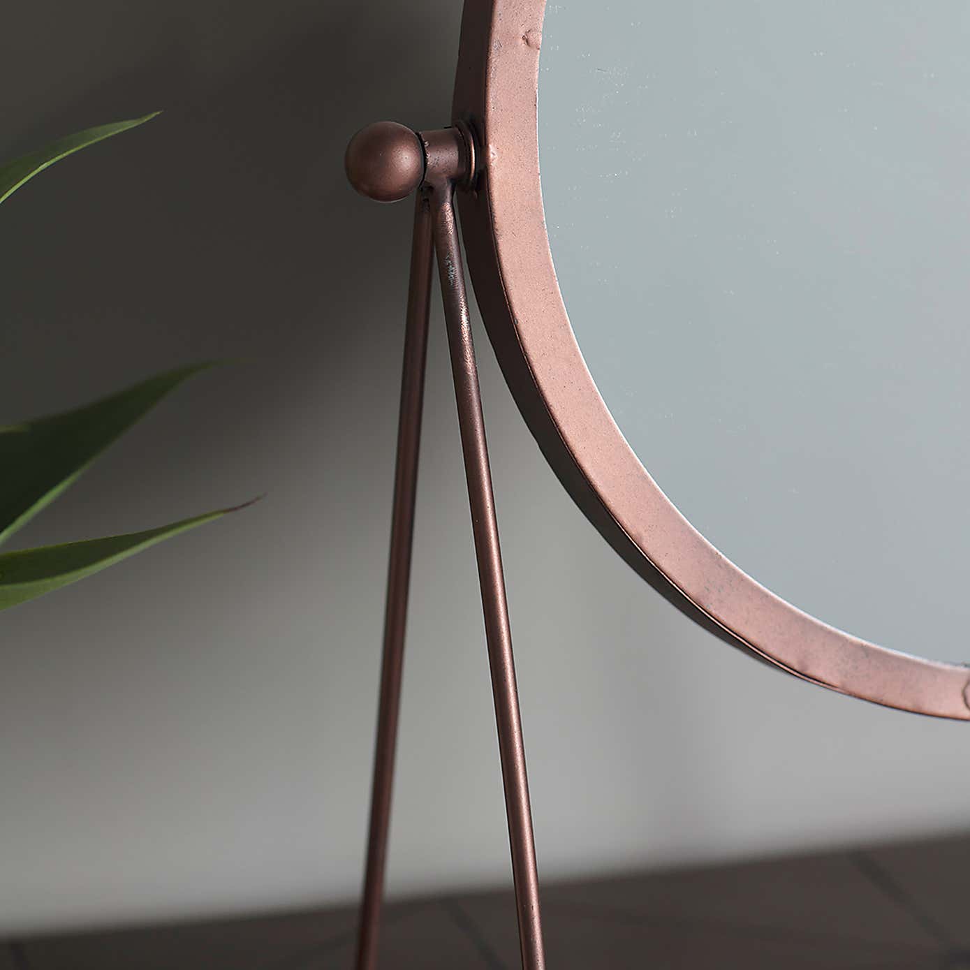 Sturbridge Free Standing Dressing Table Mirror