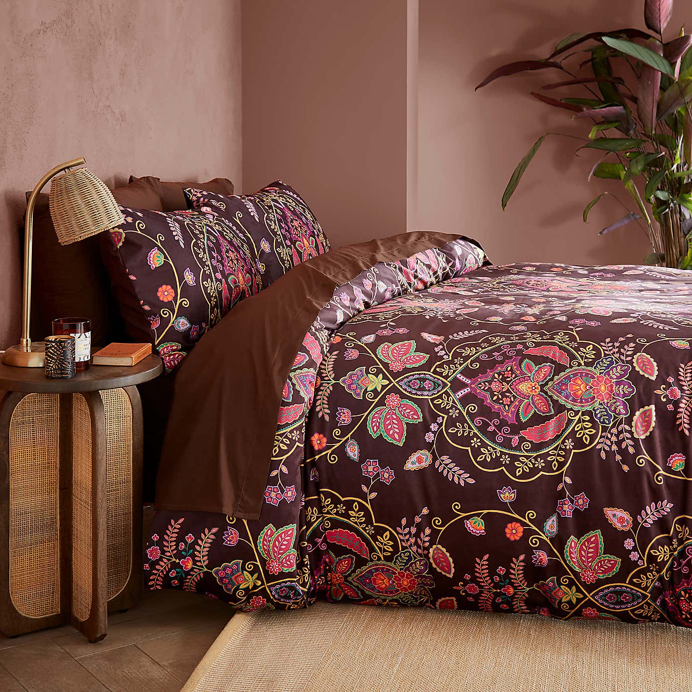 Indienne Paisley Brown Duvet Cover and Pillowcase Set