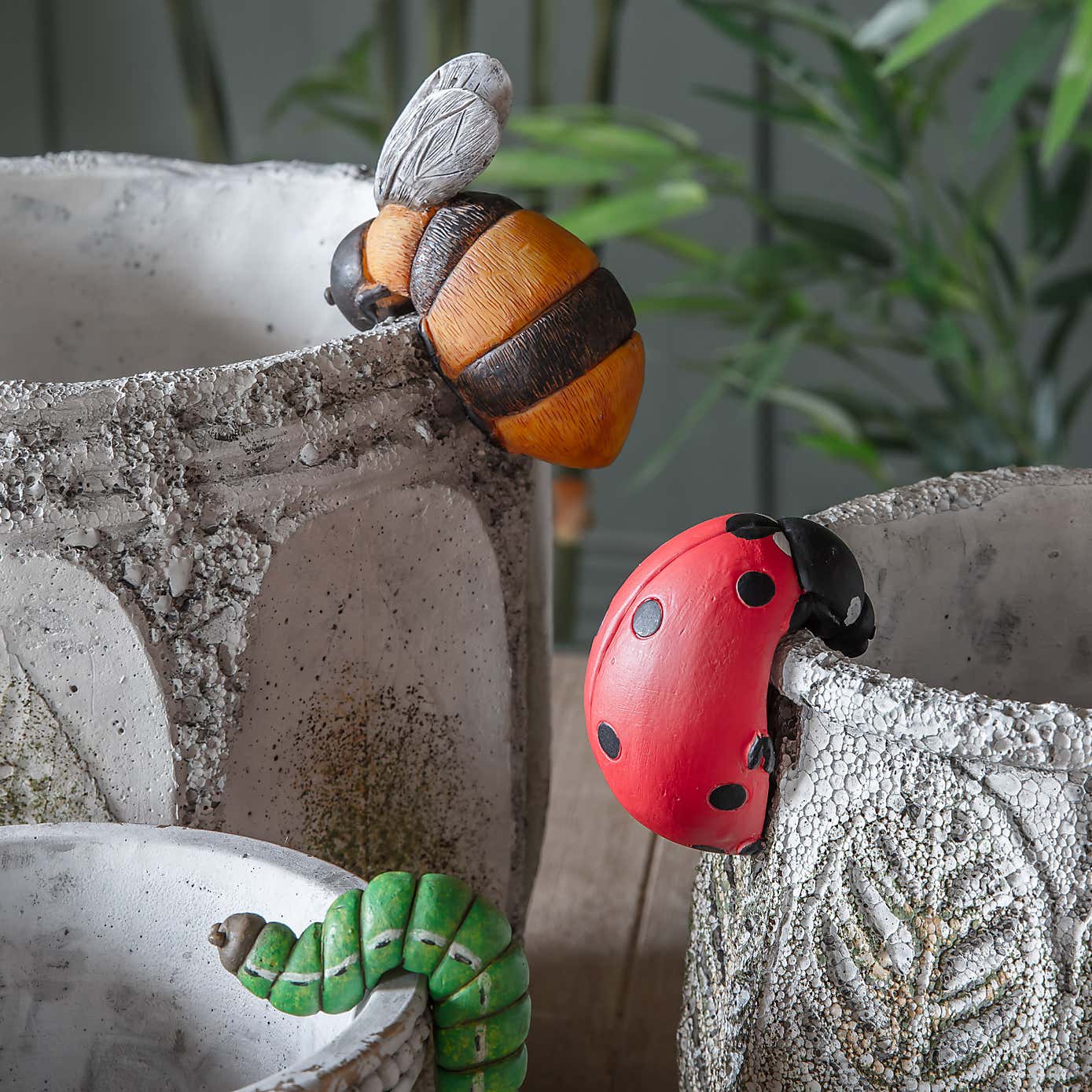 Set of 2 Bumble Bee Pot Hangers