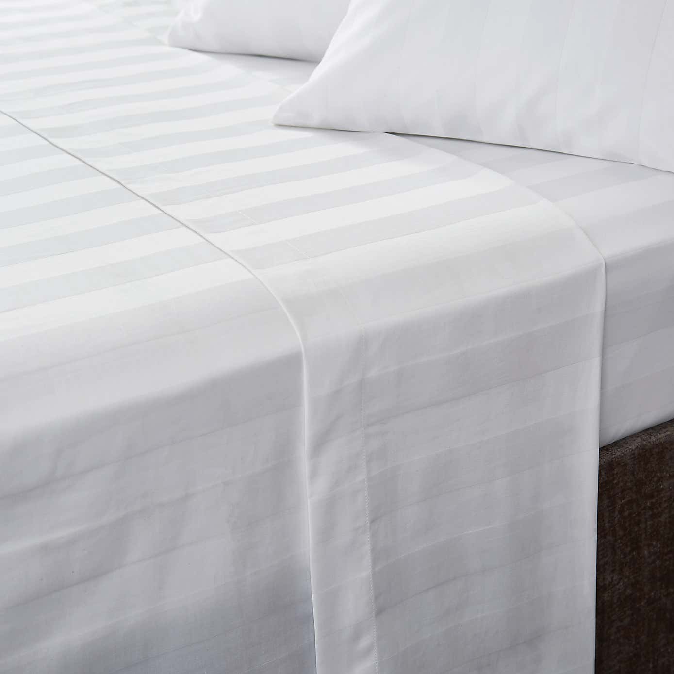 Hotel 230 Thread Count White Stripe Flat Sheet