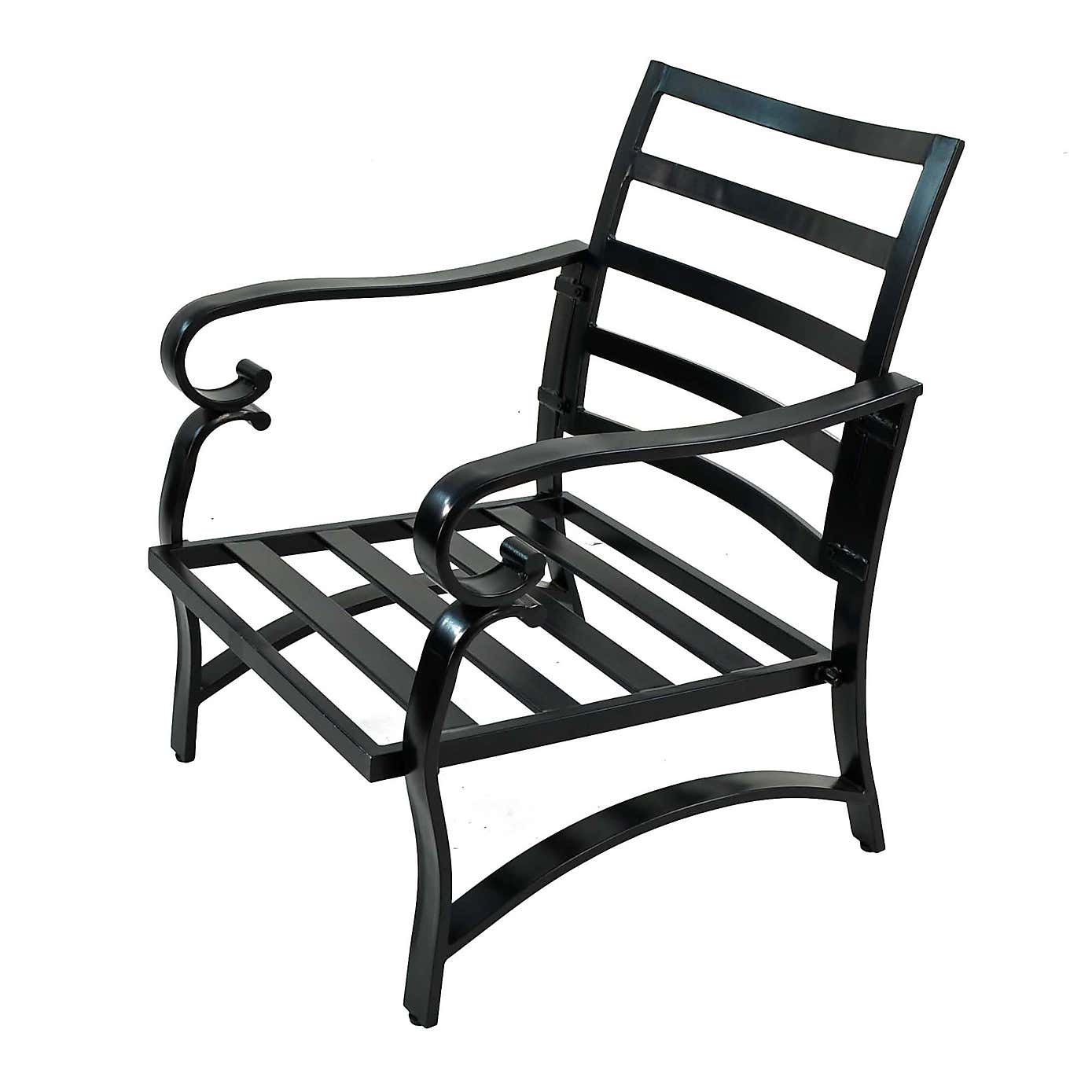 Byron Manor Arlington Round Coffee Table with 4 Westfield Lounge Chairs