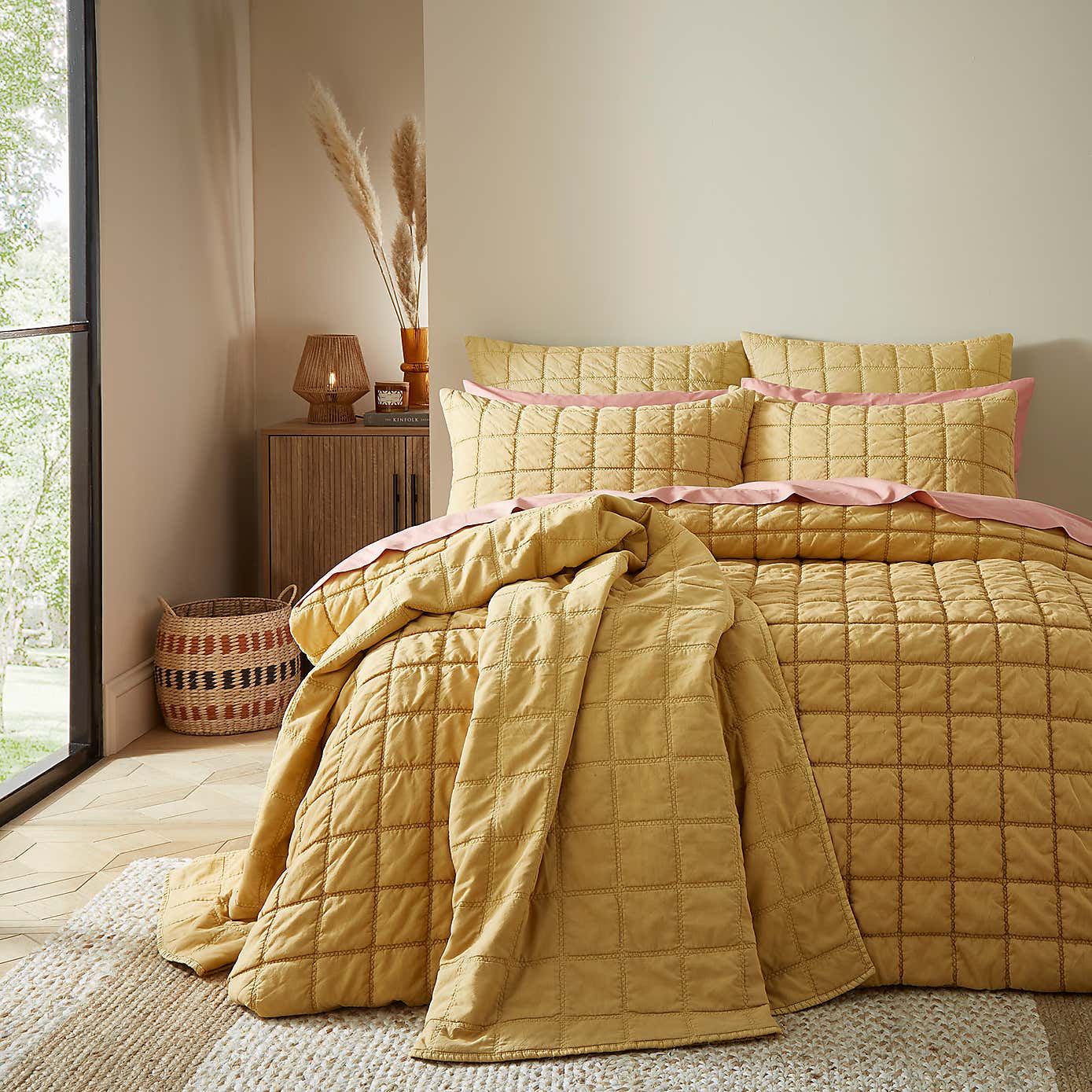 Evana Stitch Duvet Cover and Pillowcase Set