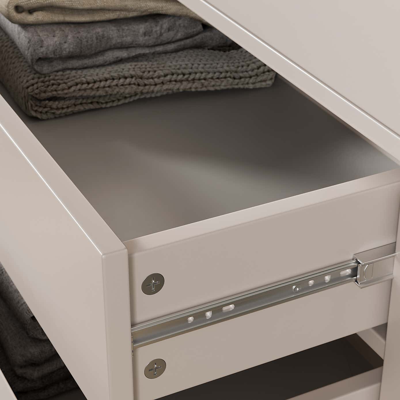 Lynton 5 Drawer Chest