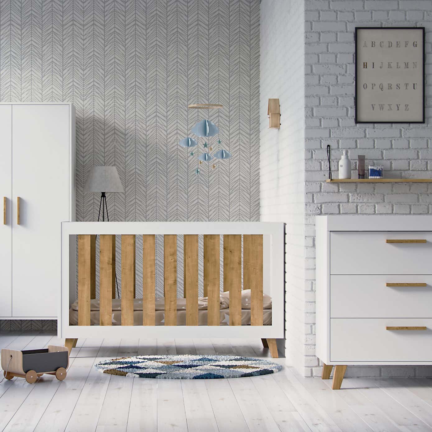 Little Acorns Siriana Cot Bed