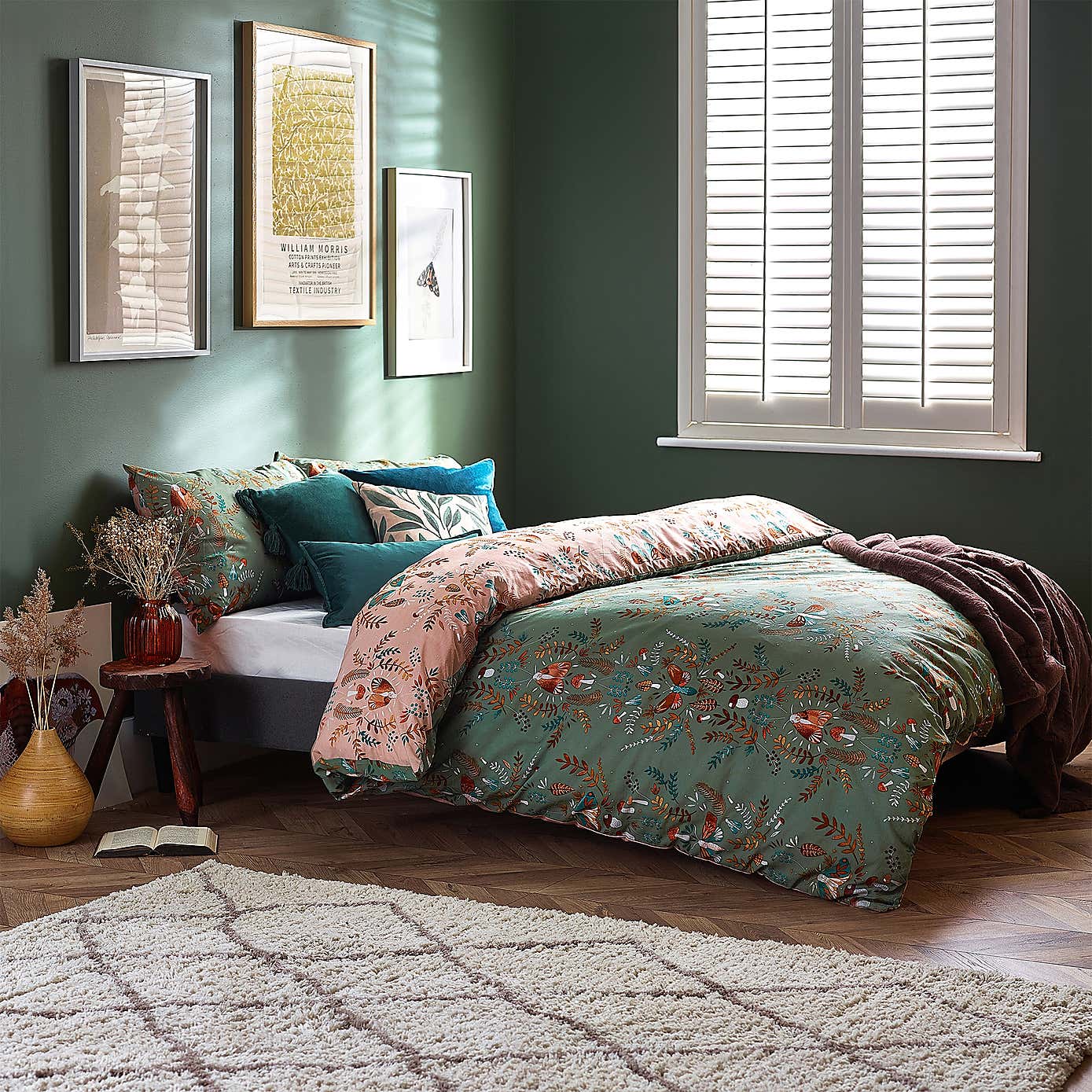 Furn. Luna Wood Duvet Cover and Pillowcase Set