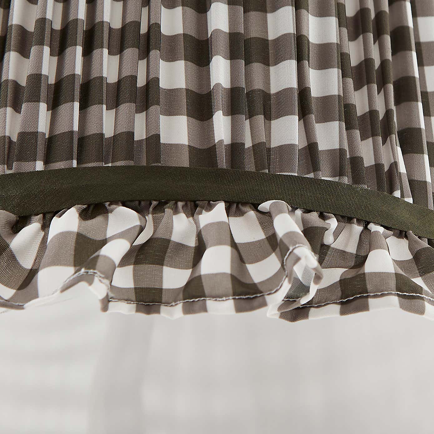 Carys Frilled Gingham Drum Lamp Shade