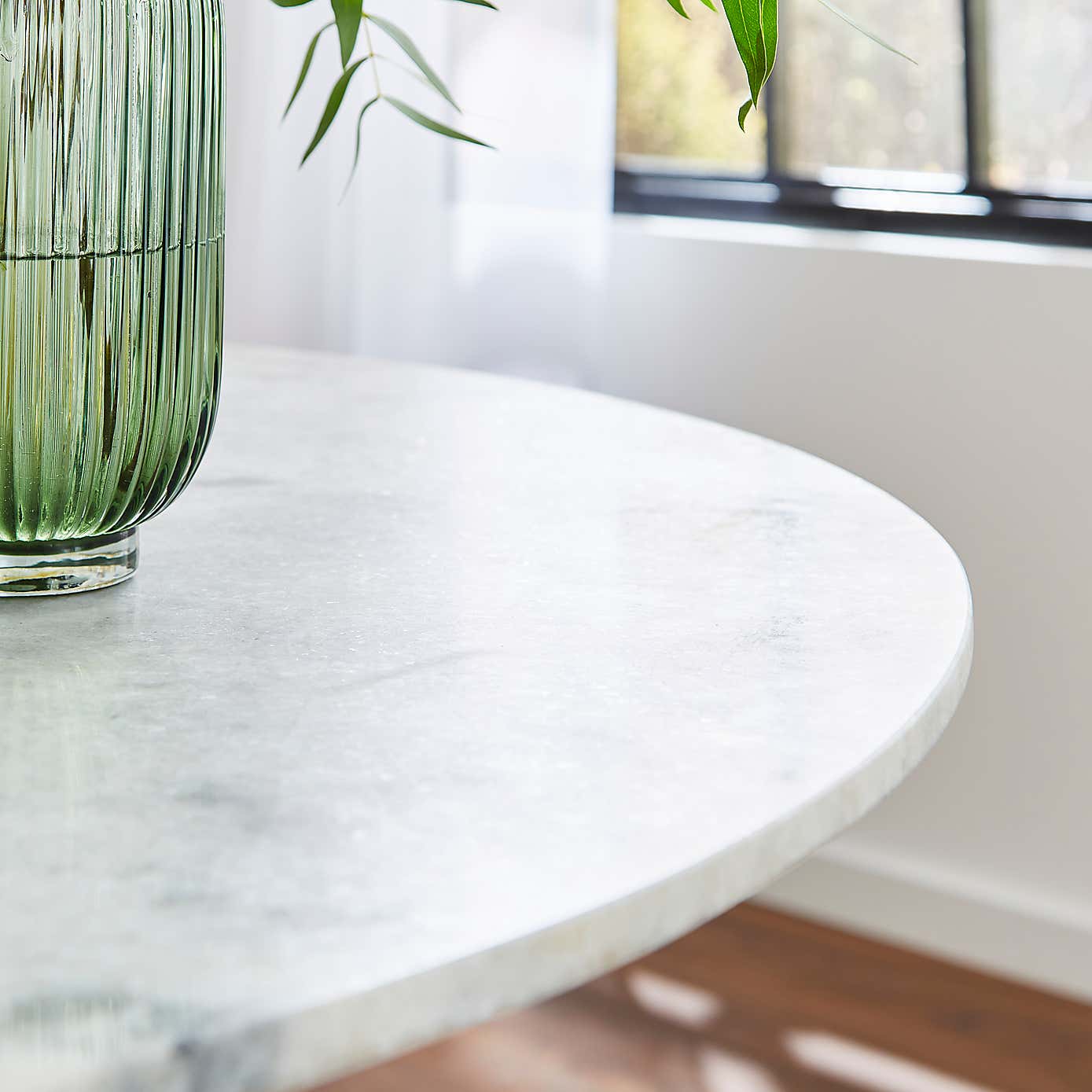 Sascha 4 Seater Round Dining Table, Marble