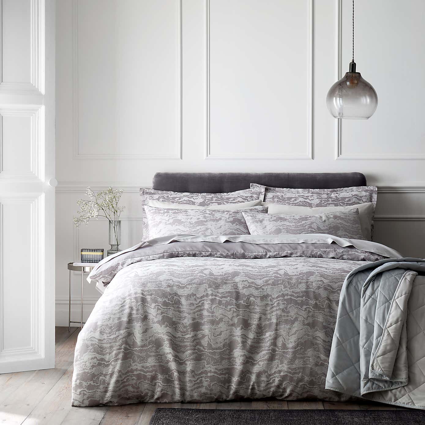 Marble Jacquard Duvet Cover and Pillowcase Set