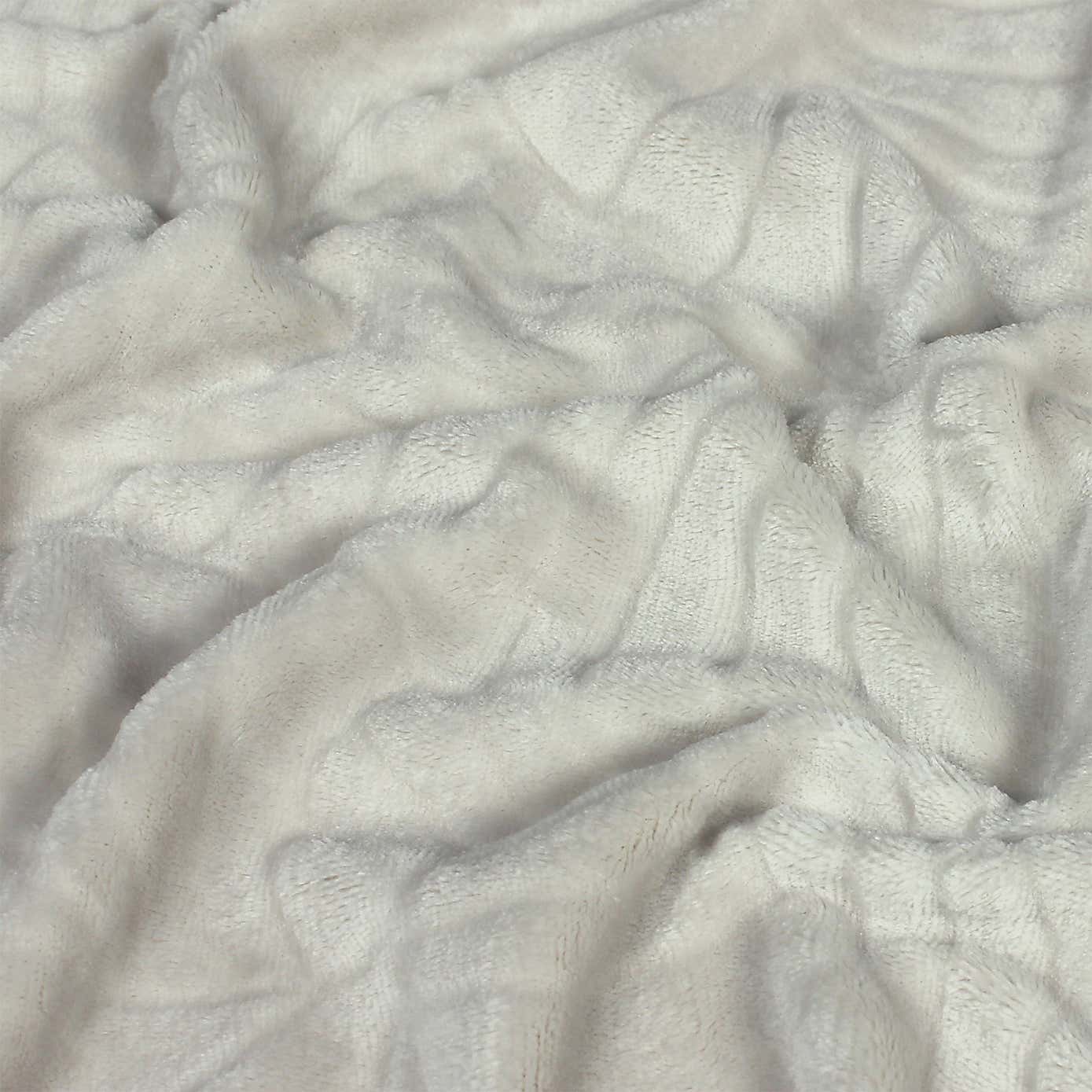 Folio 140cm x 180cm Throw