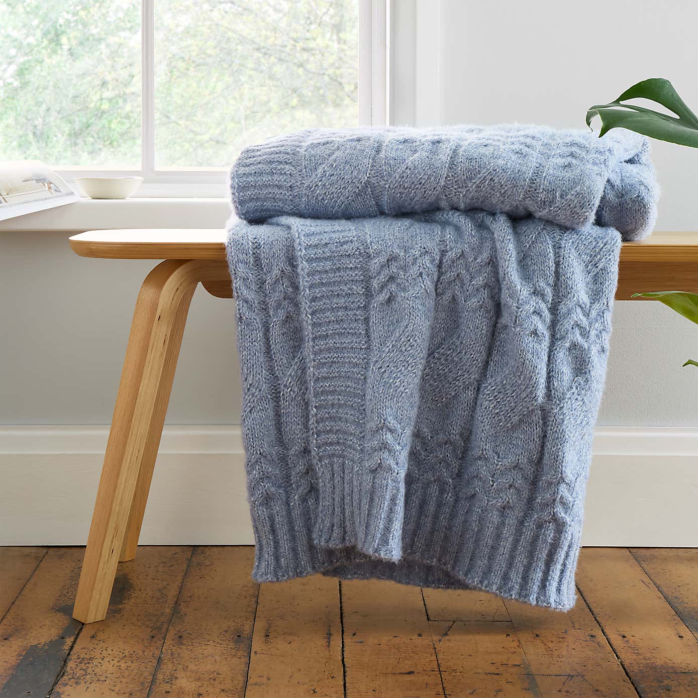 Bianca Cosy Soft Cable Knit Throw 130cm x 170cm