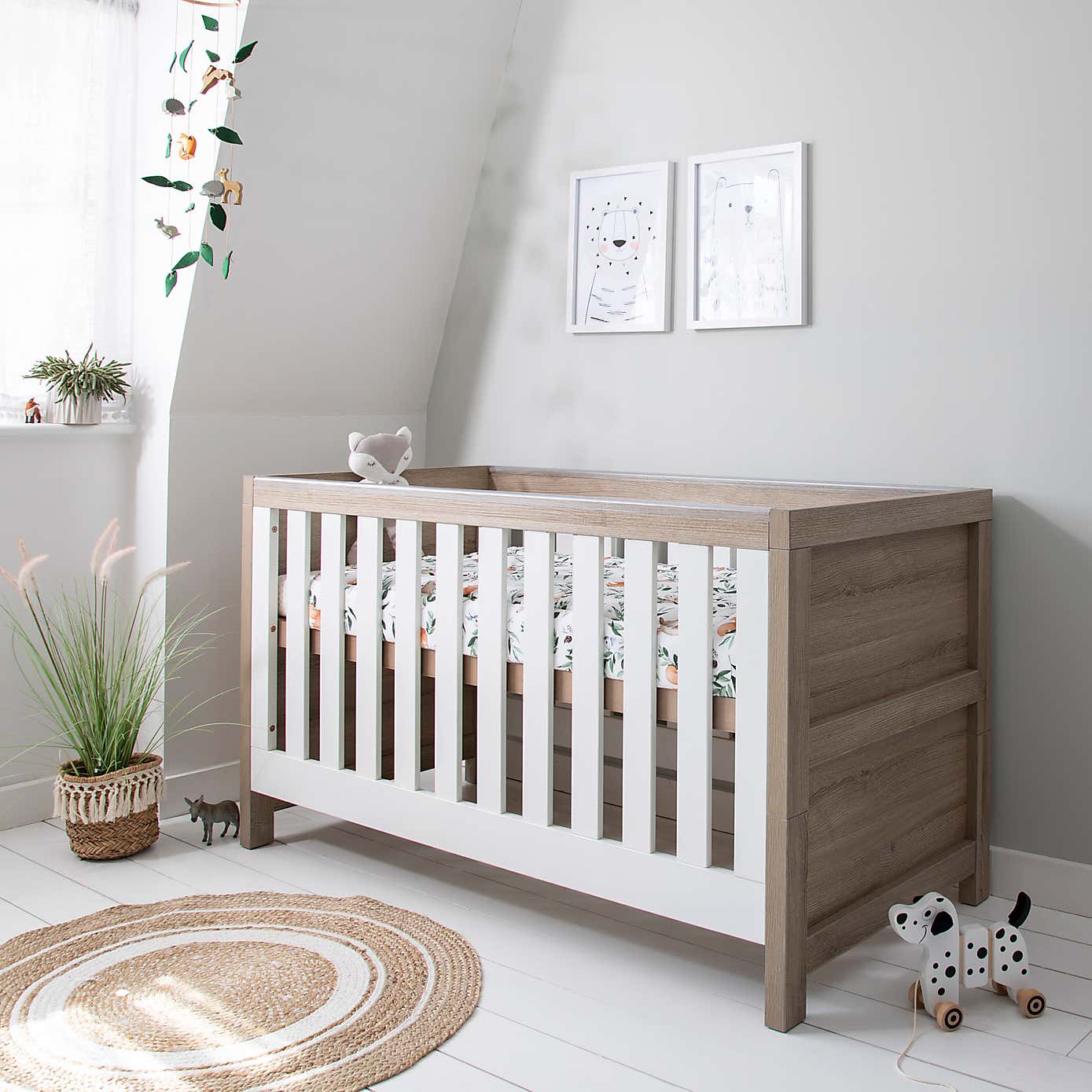Tutti Bambini Modena 3 in 1 Cot bed