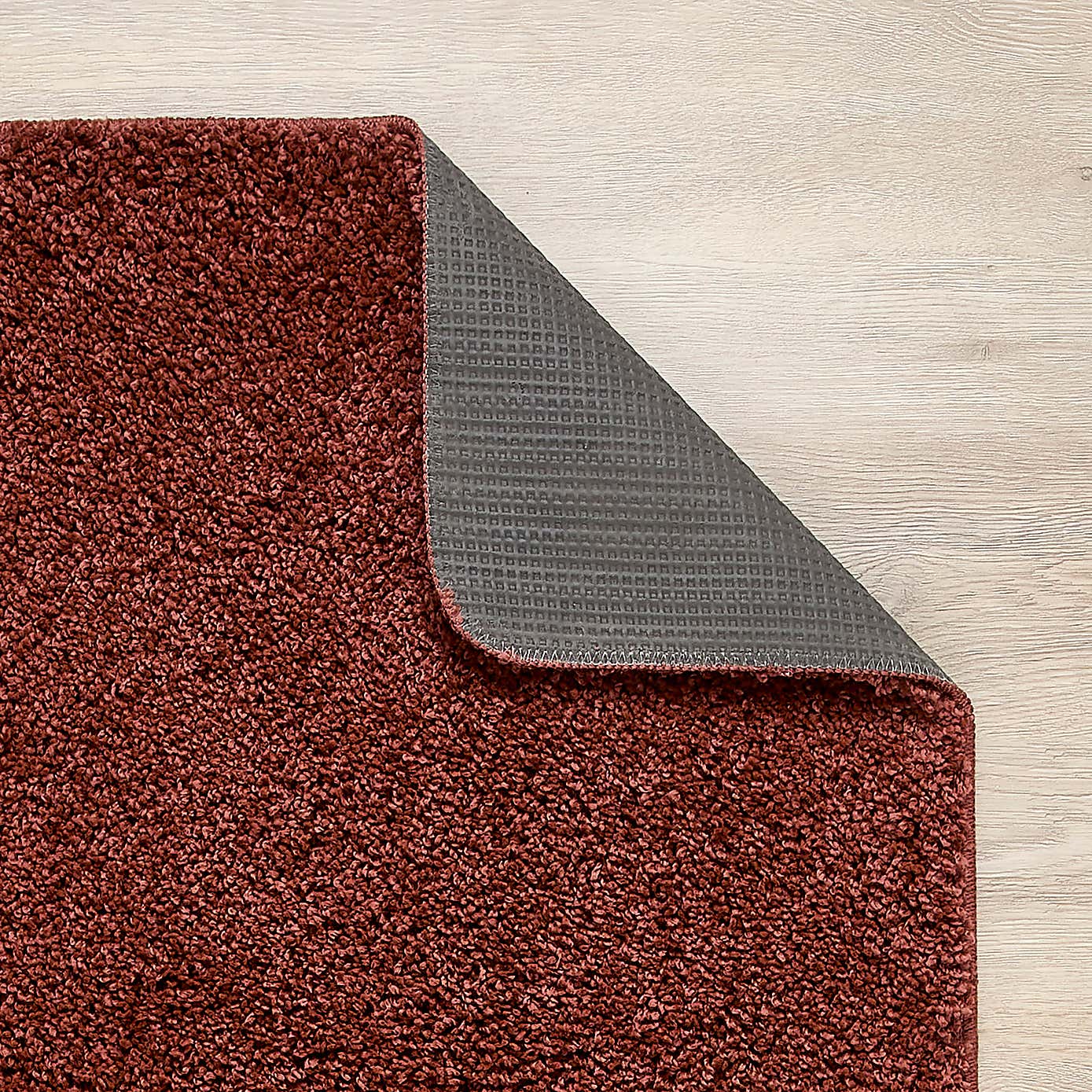 Marvel Shaggy Washable Runner