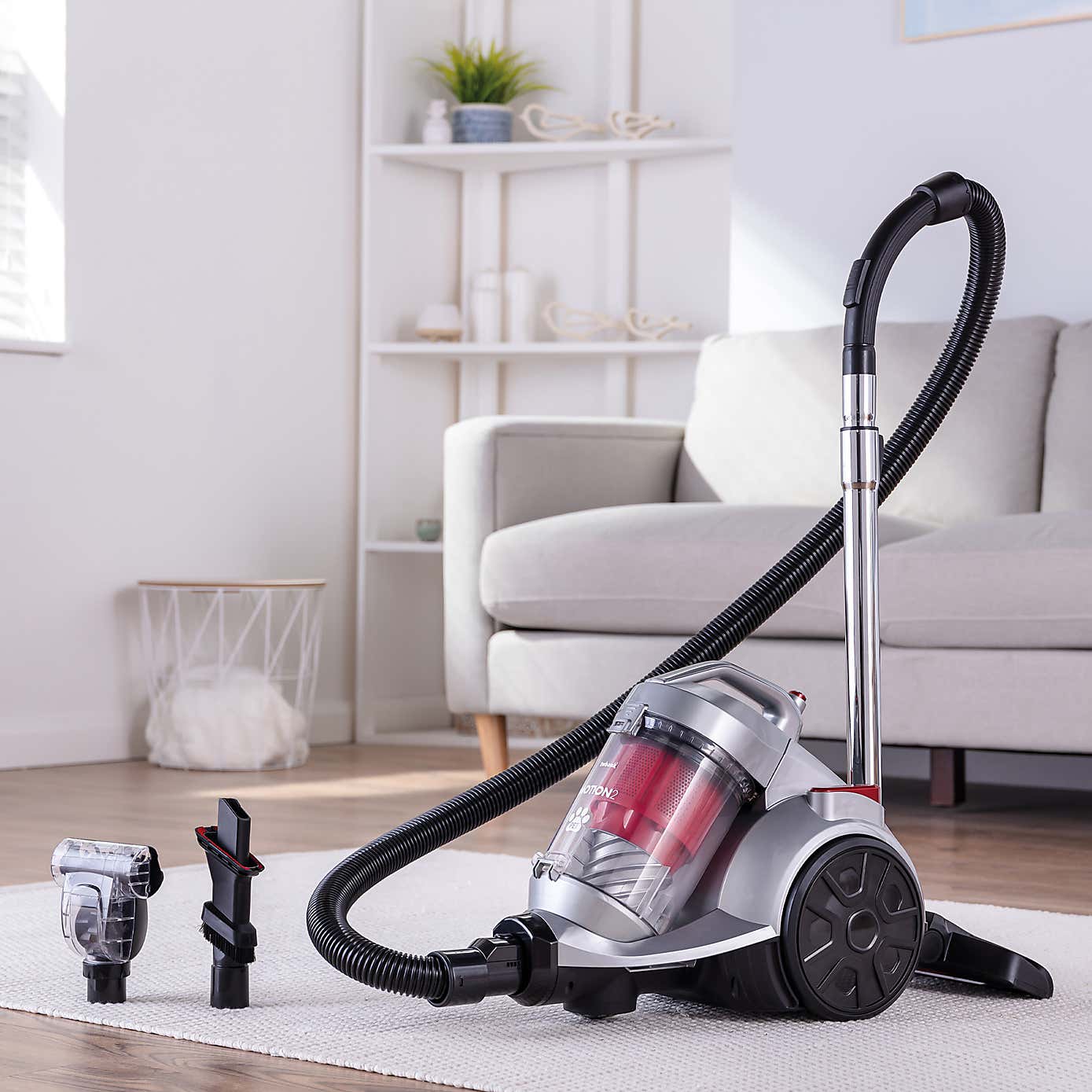 Ewbank Motion 2 Pet 700W 3L Bagless Cylinder Vacuum