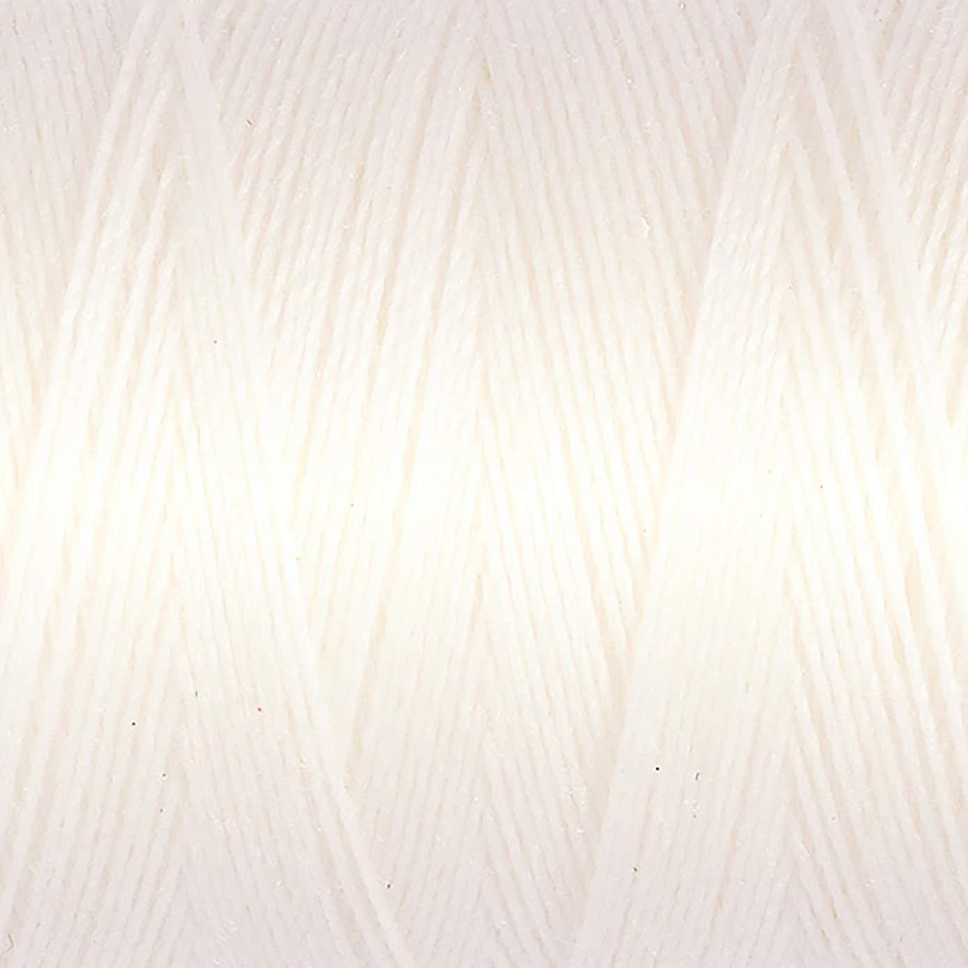 Gutermann Sew All Thread Soft White (111)