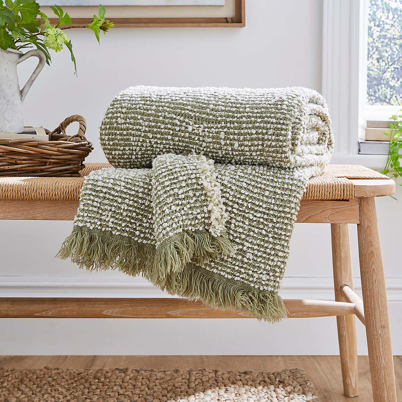 Kibworth Boucle Throw 130x180cm