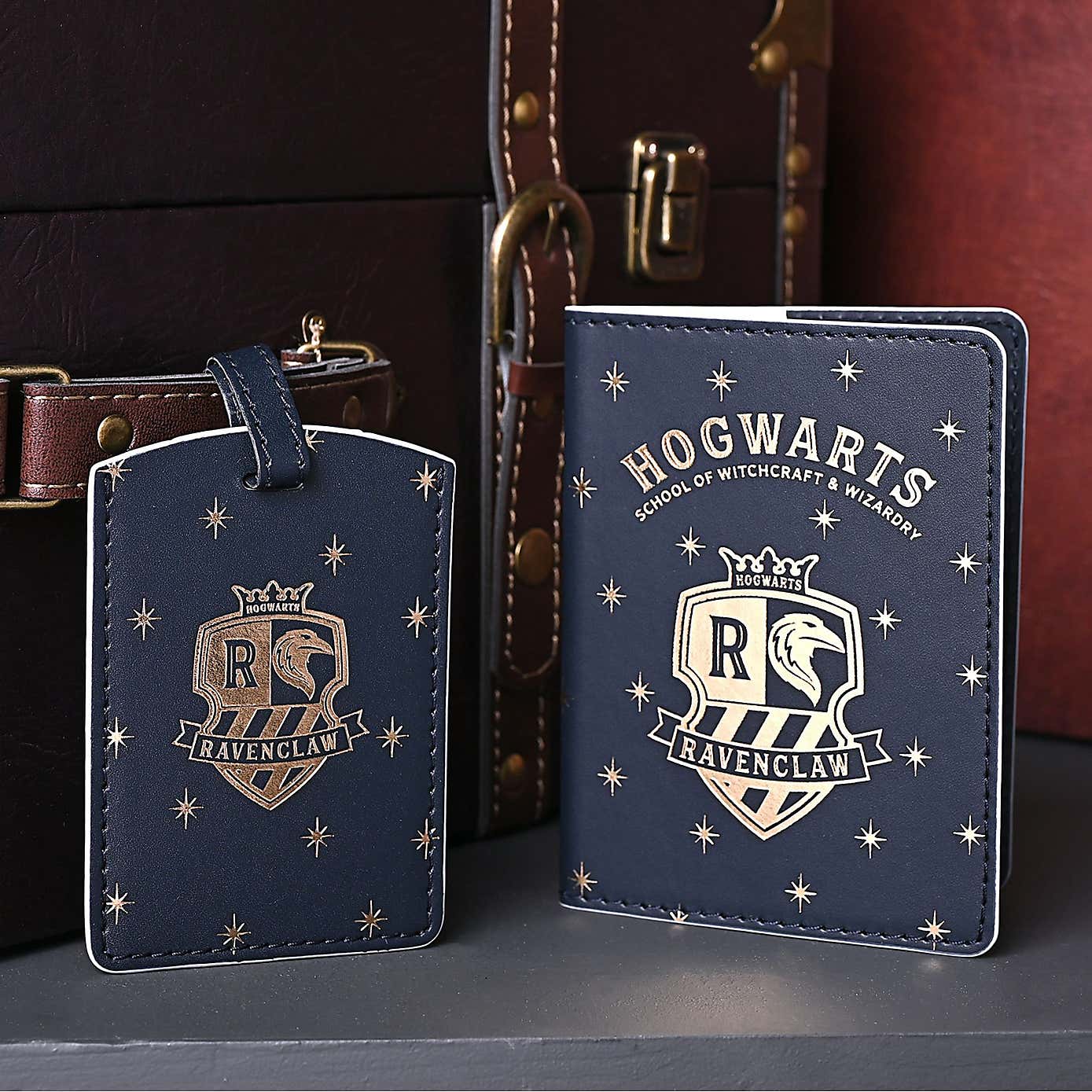 Harry Potter Alumni Ravenclaw Passport Holder and Luggage Tag Set