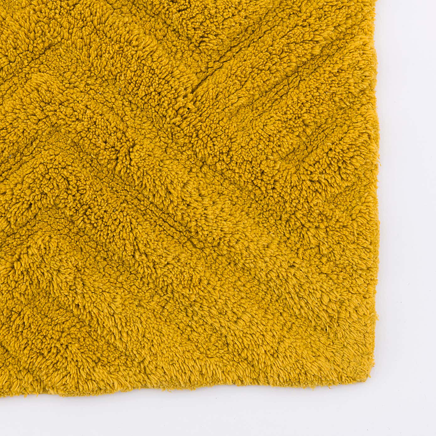 Tufted Geometric Bath Mat