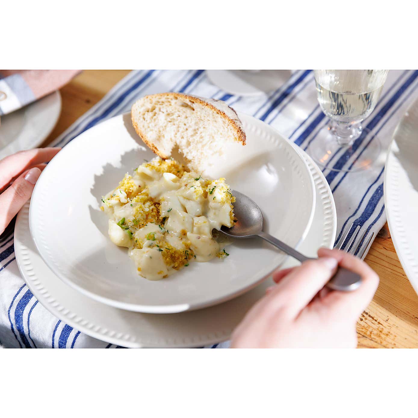 Mikasa Cranbourne Set of 4 White Stoneware Pasta Bowls