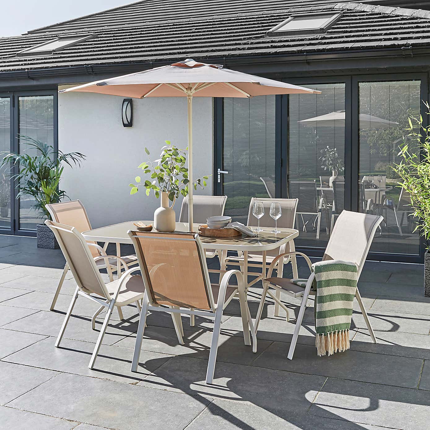 8 Piece Garden Dining Set