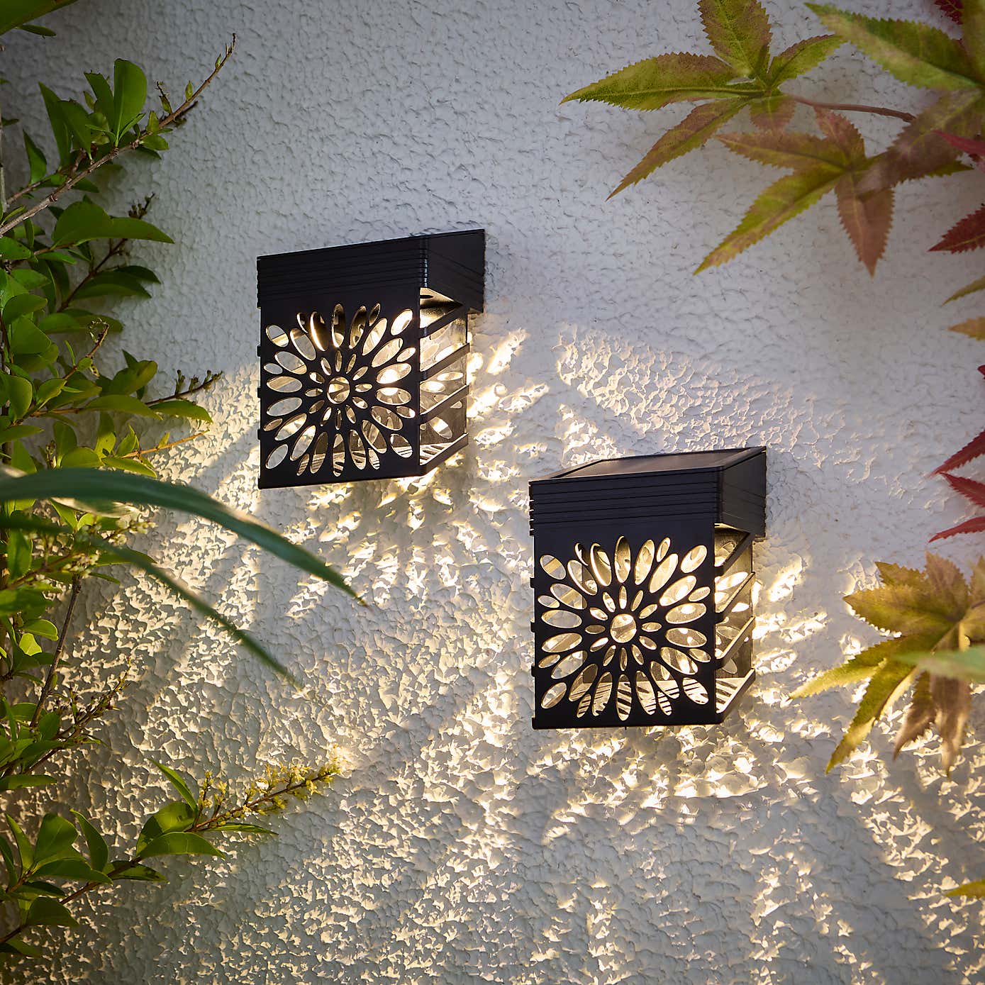 Set of 2 Solar Metal Fence Lights