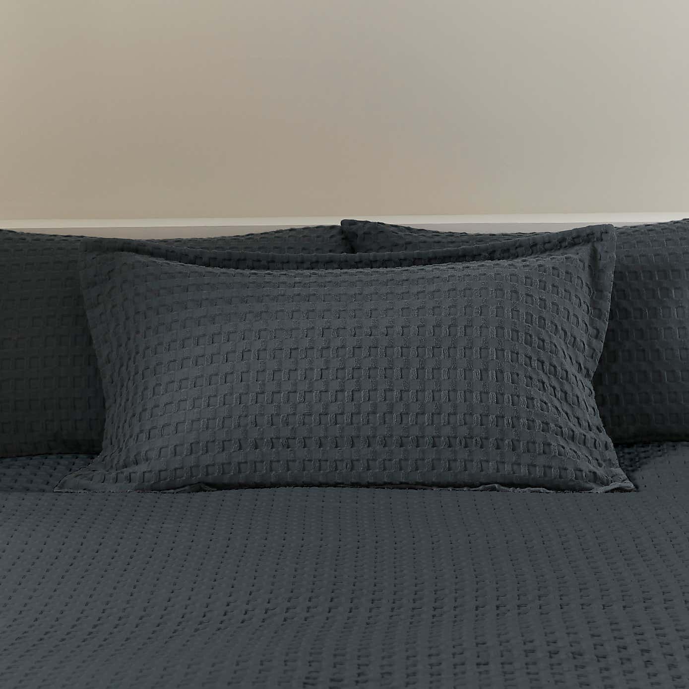 Emerson Waffle Oxford Pillowcase