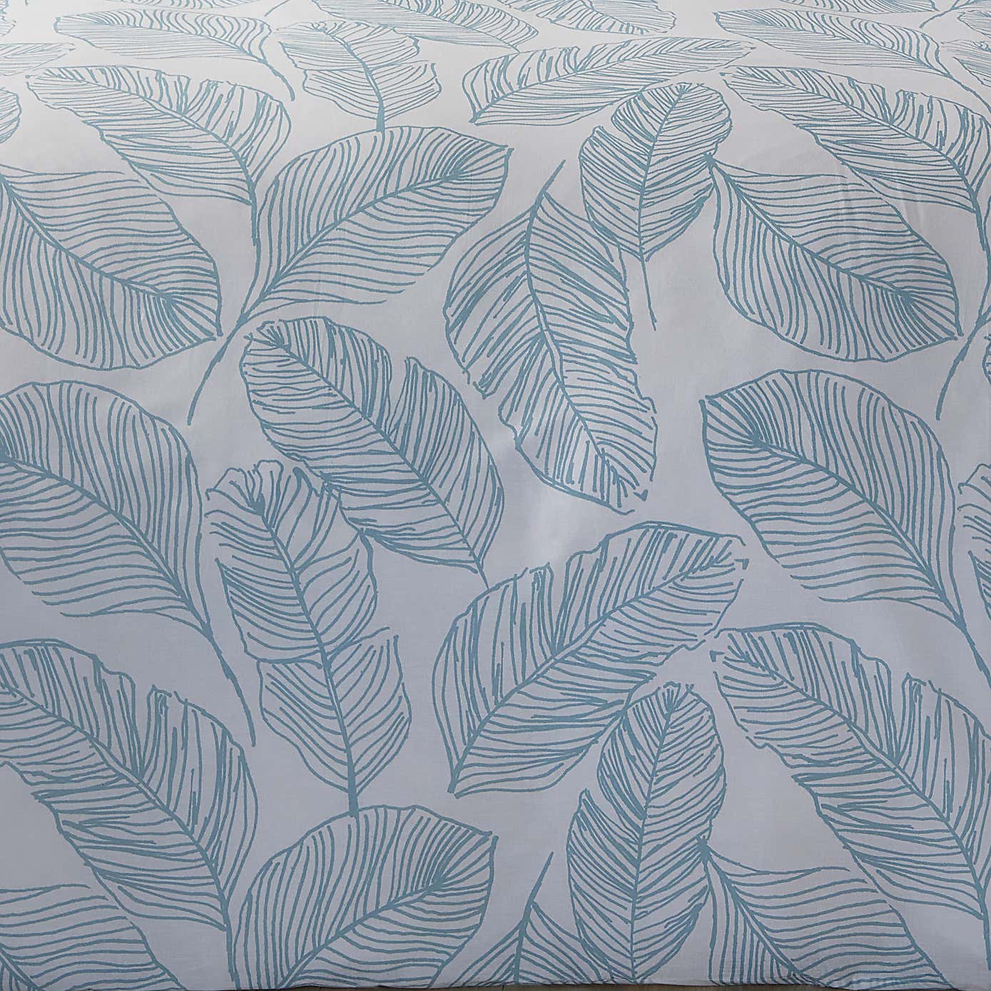 Fusion Matteo Reversible Duvet Cover and Pillowcase Set