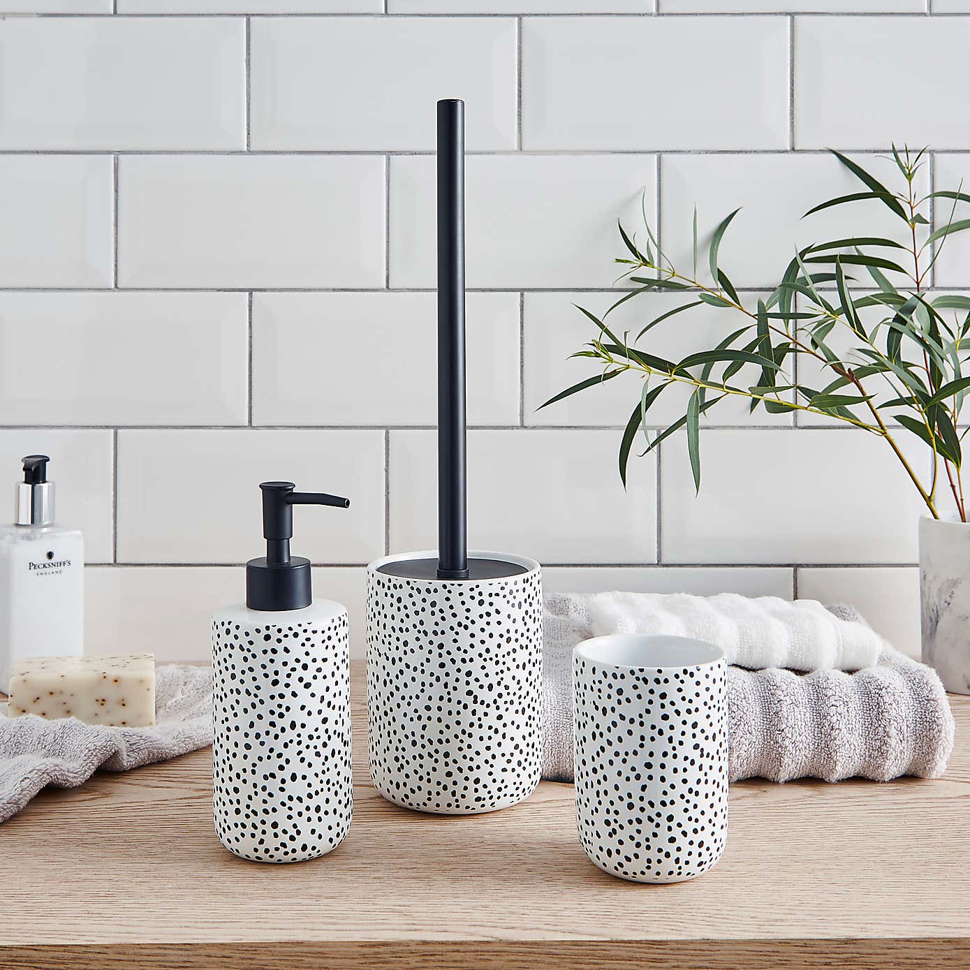 Dottie Bathroom Accessories Set