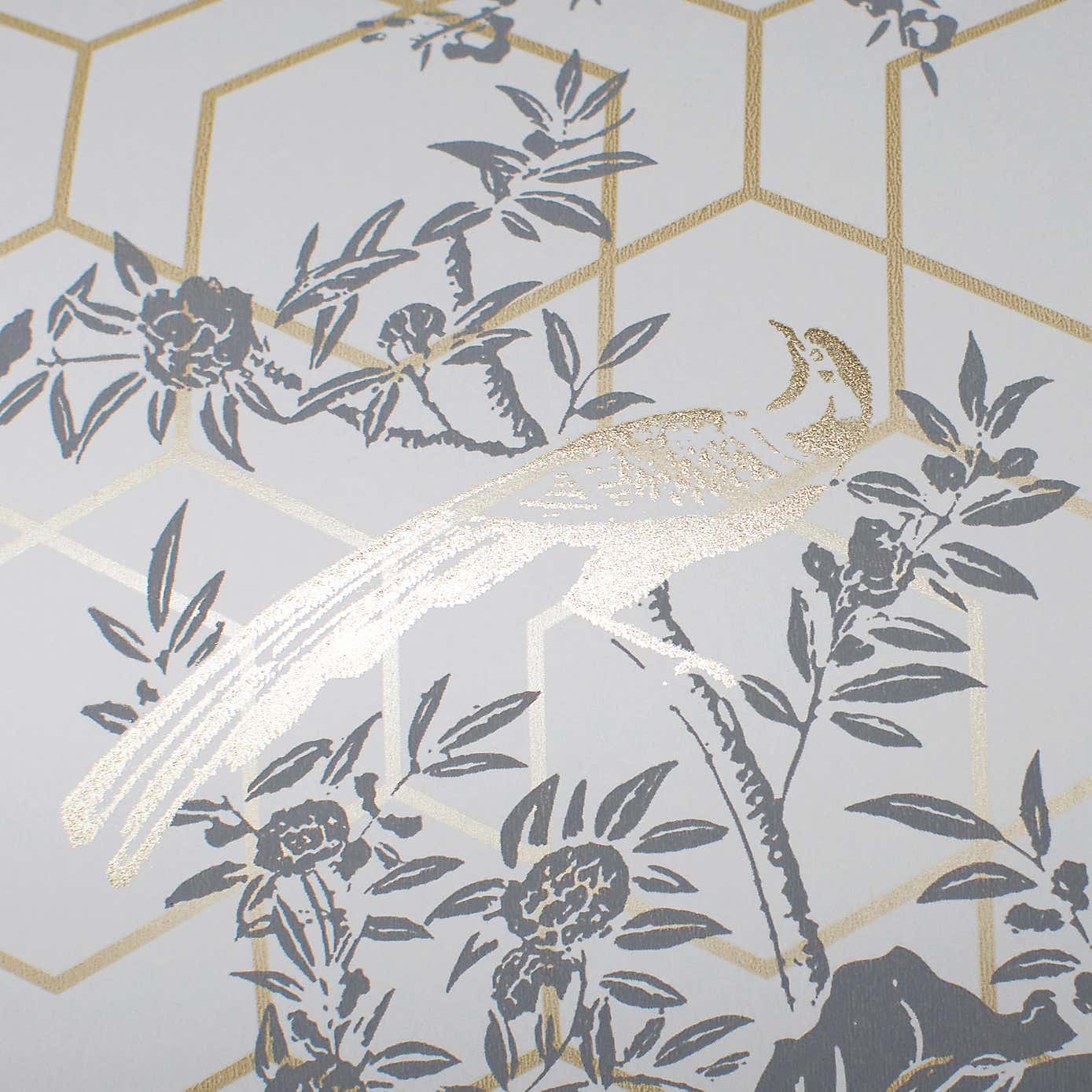 Lipsy Himara Wallpaper