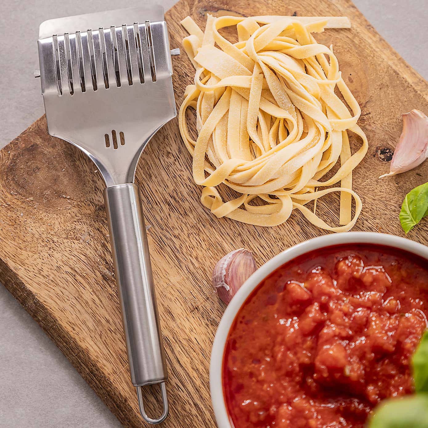 World Gourmet Pasta Roller Cutter