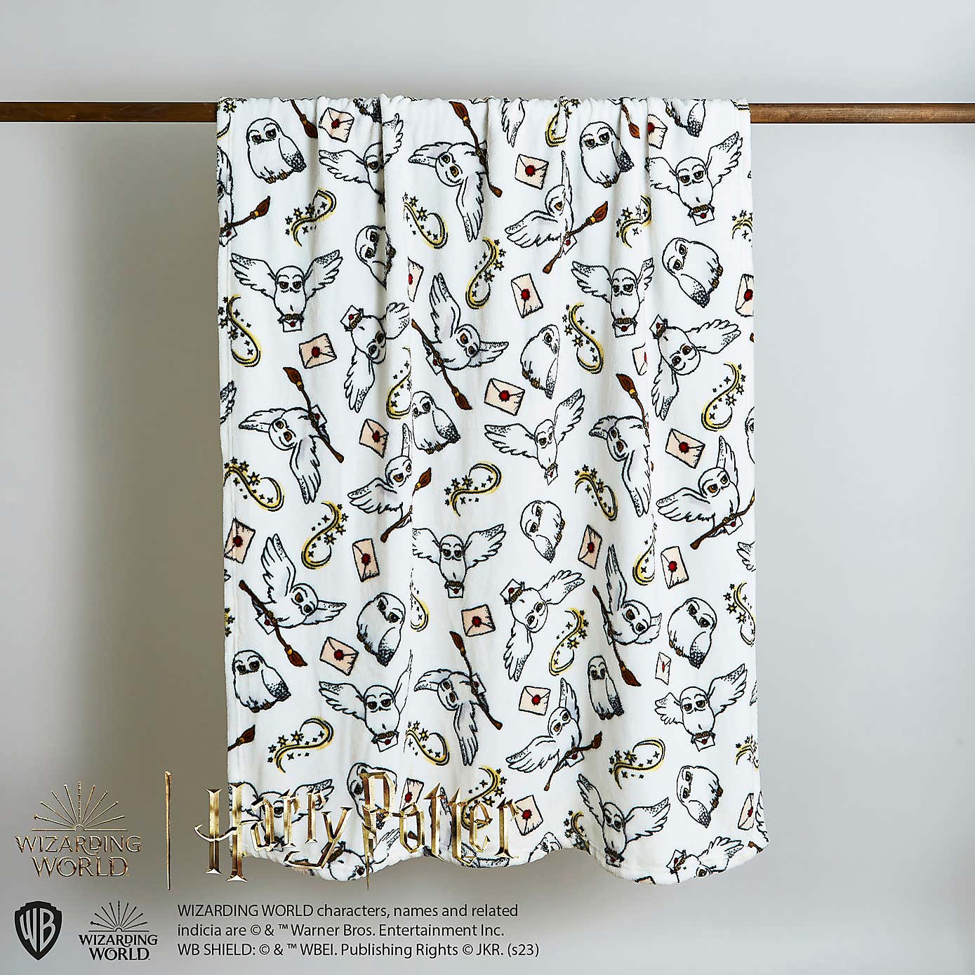 Harry Potter White Hedwig Fleece Blanket