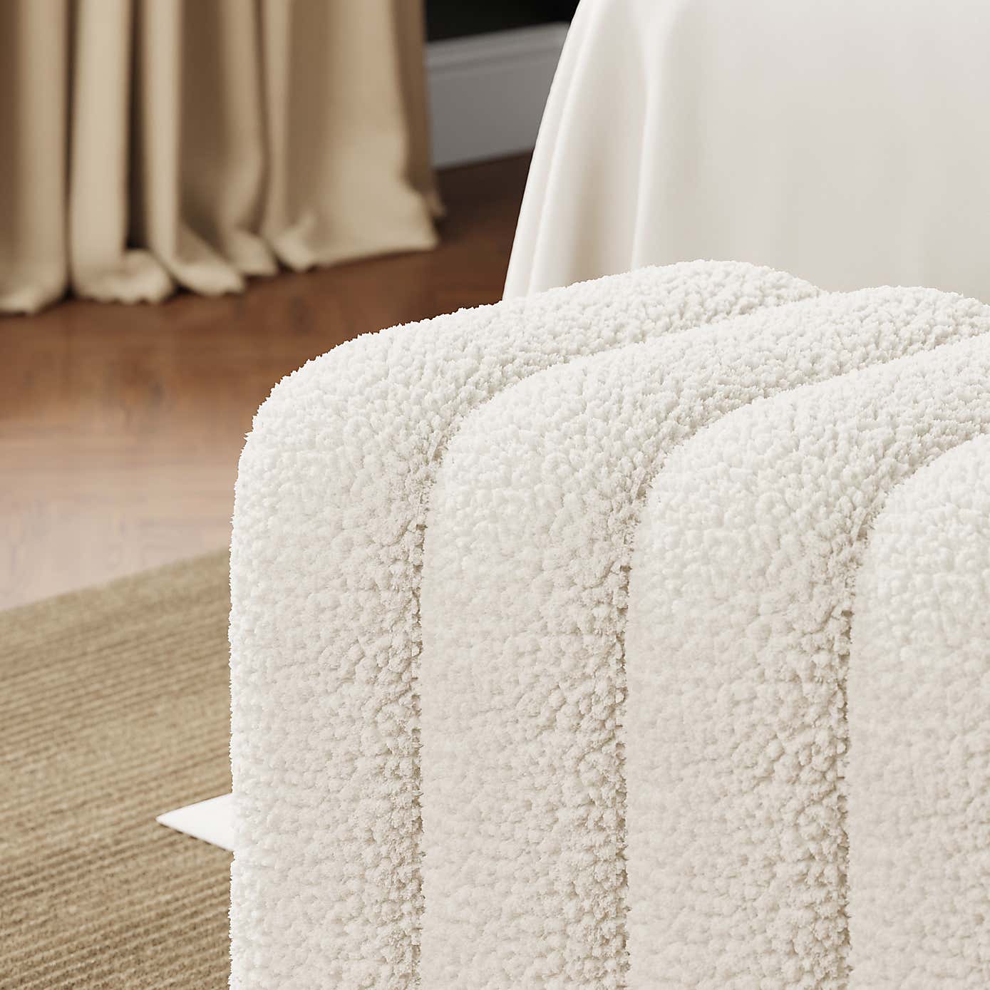 Pia Ribbed Sherpa Bench