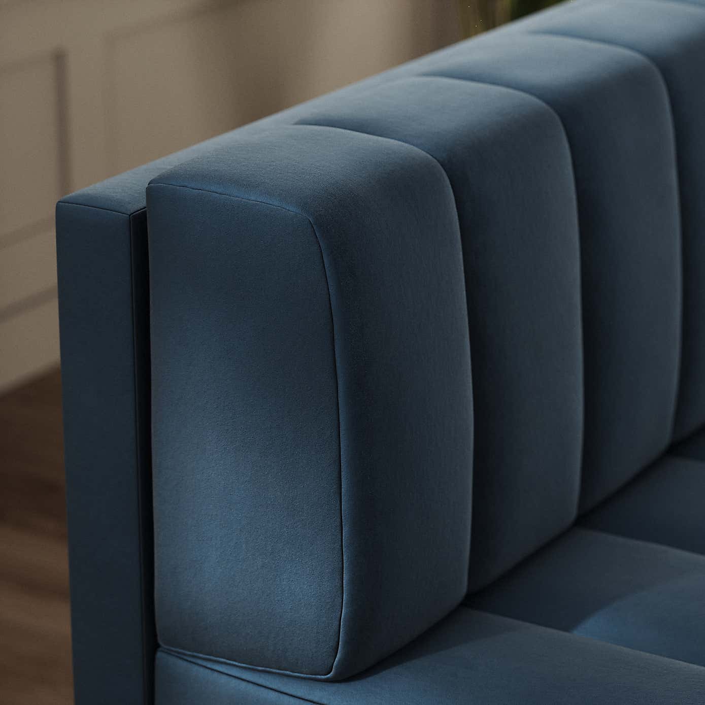 Amali Corner Dining Bench, Matte Plush Velvet