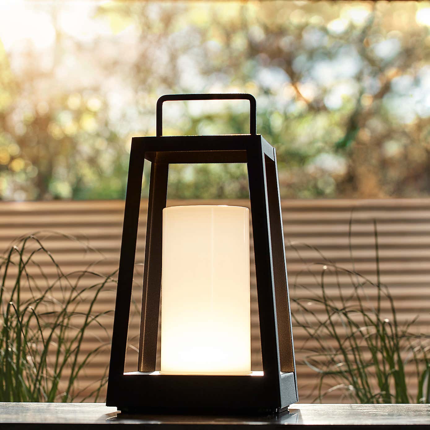 Vogue Talla Outdoor USB Rechargeable Table Light
