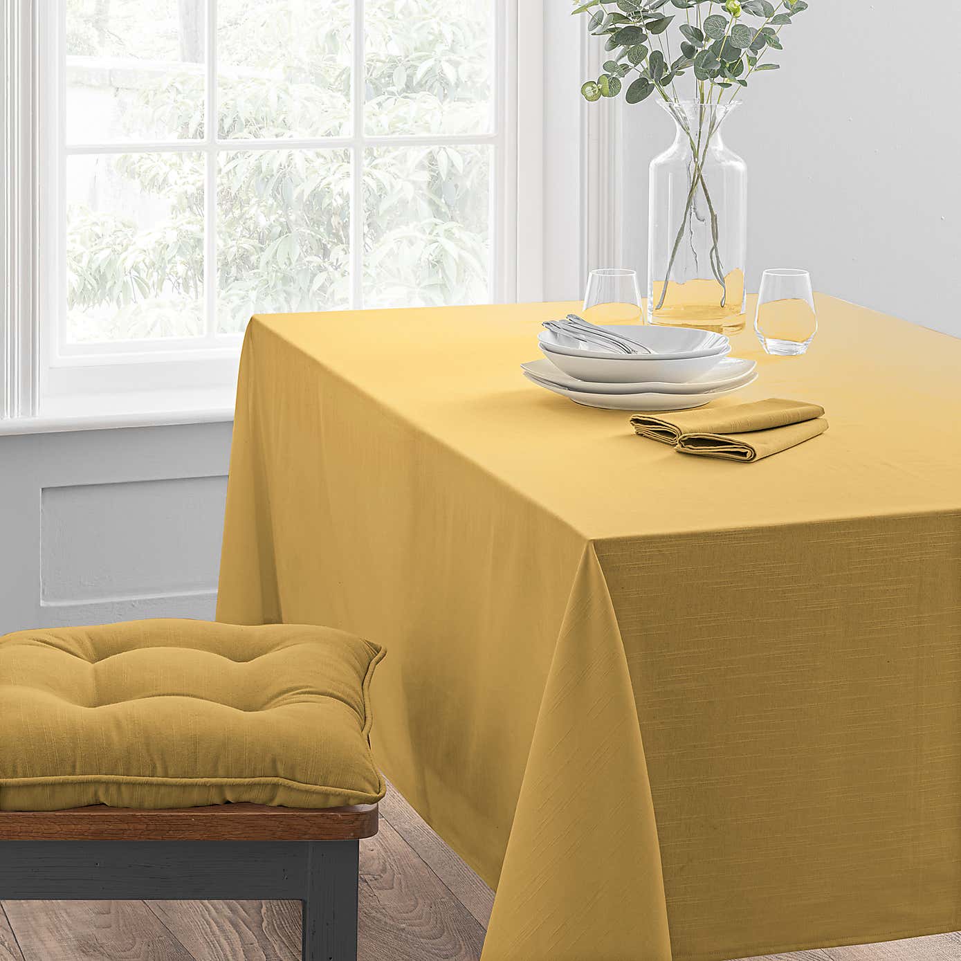 Isabelle Tablecloth