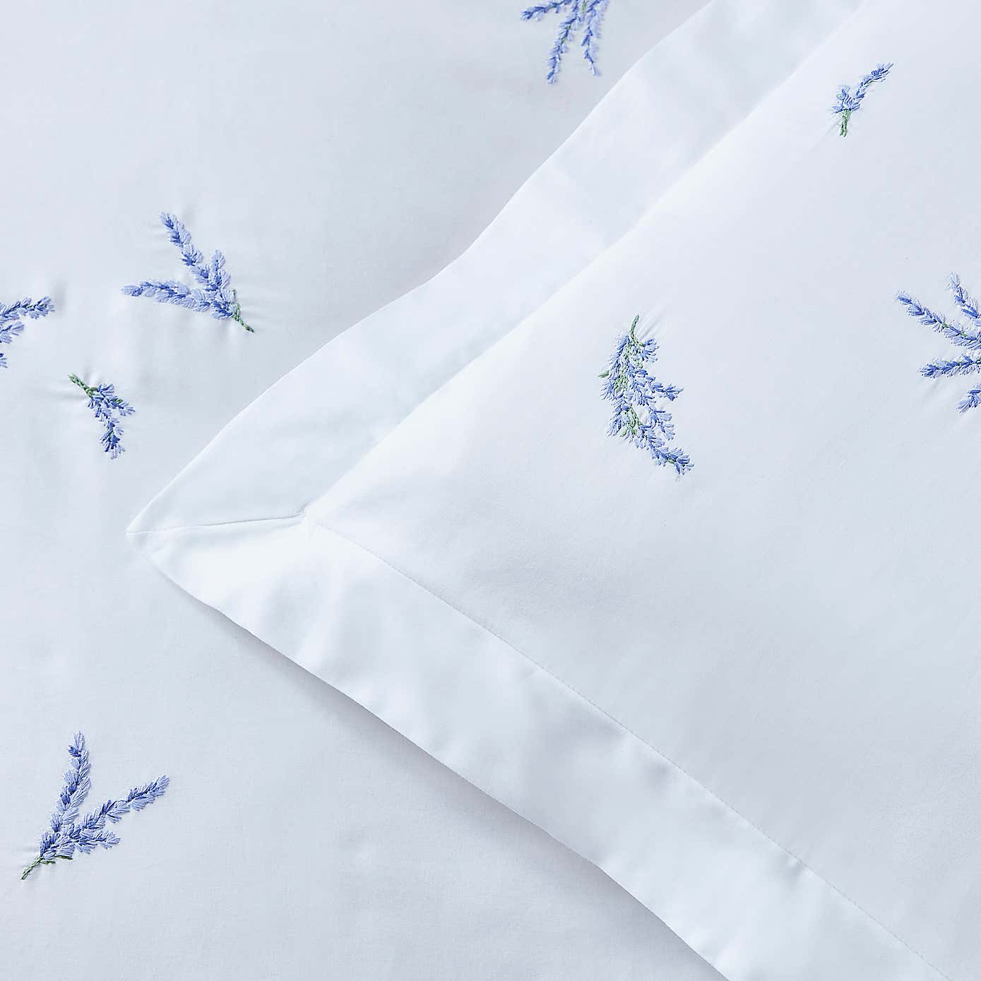 Dorma Ashmore Lavender 100% Cotton Oxford Pillowcase Pair