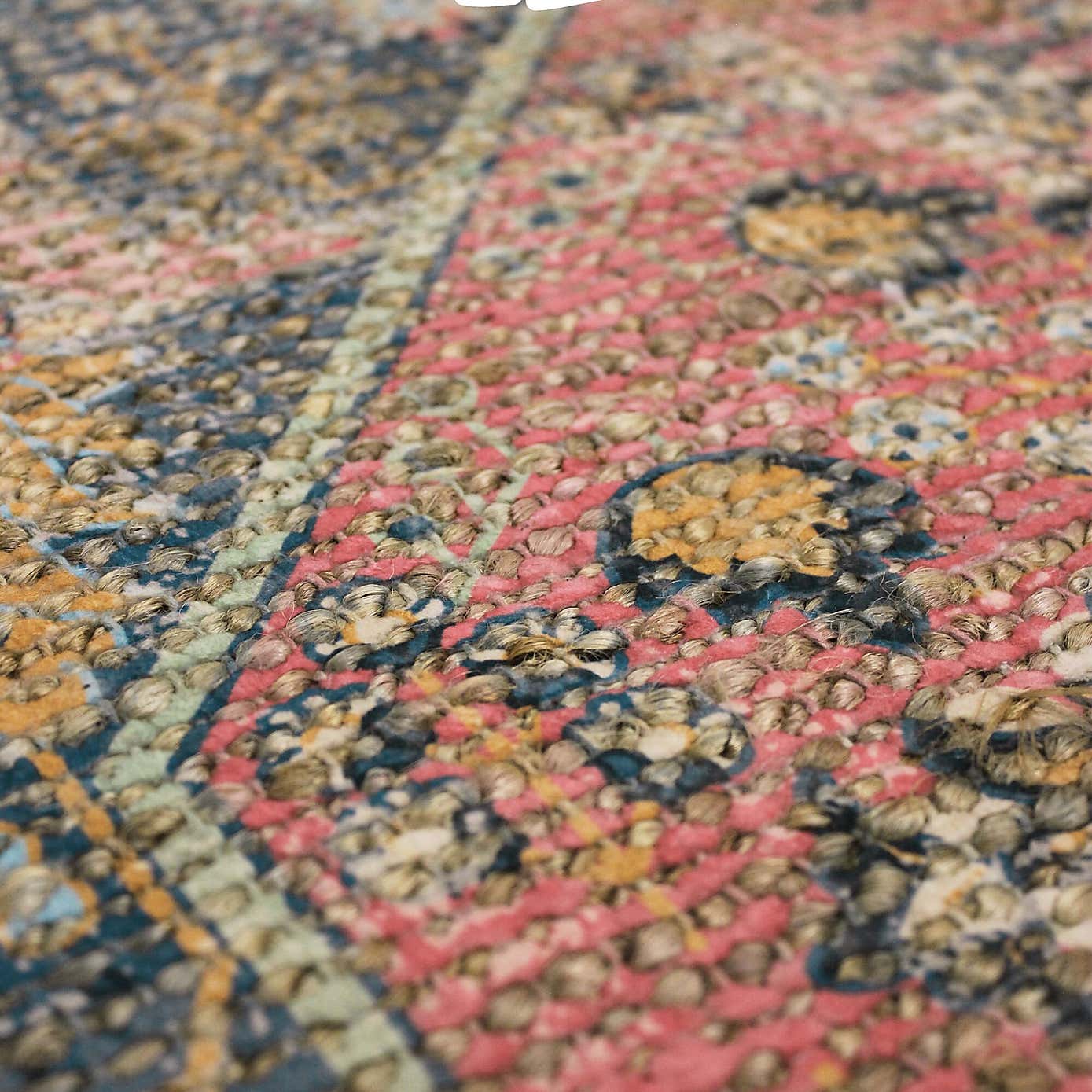 Dua Jute Traditional Rug