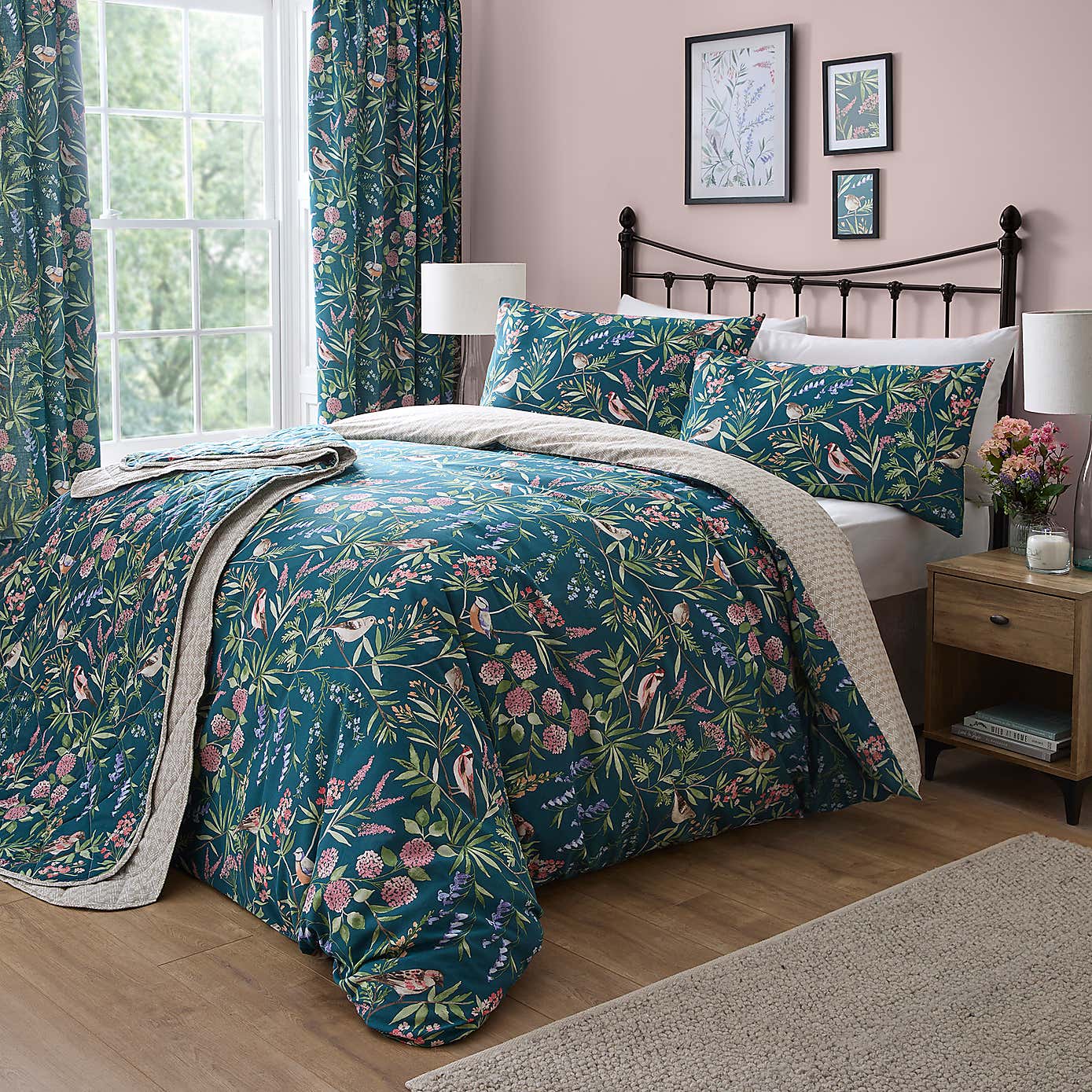 Caraway Reversible Duvet Cover and Pillowcase Set