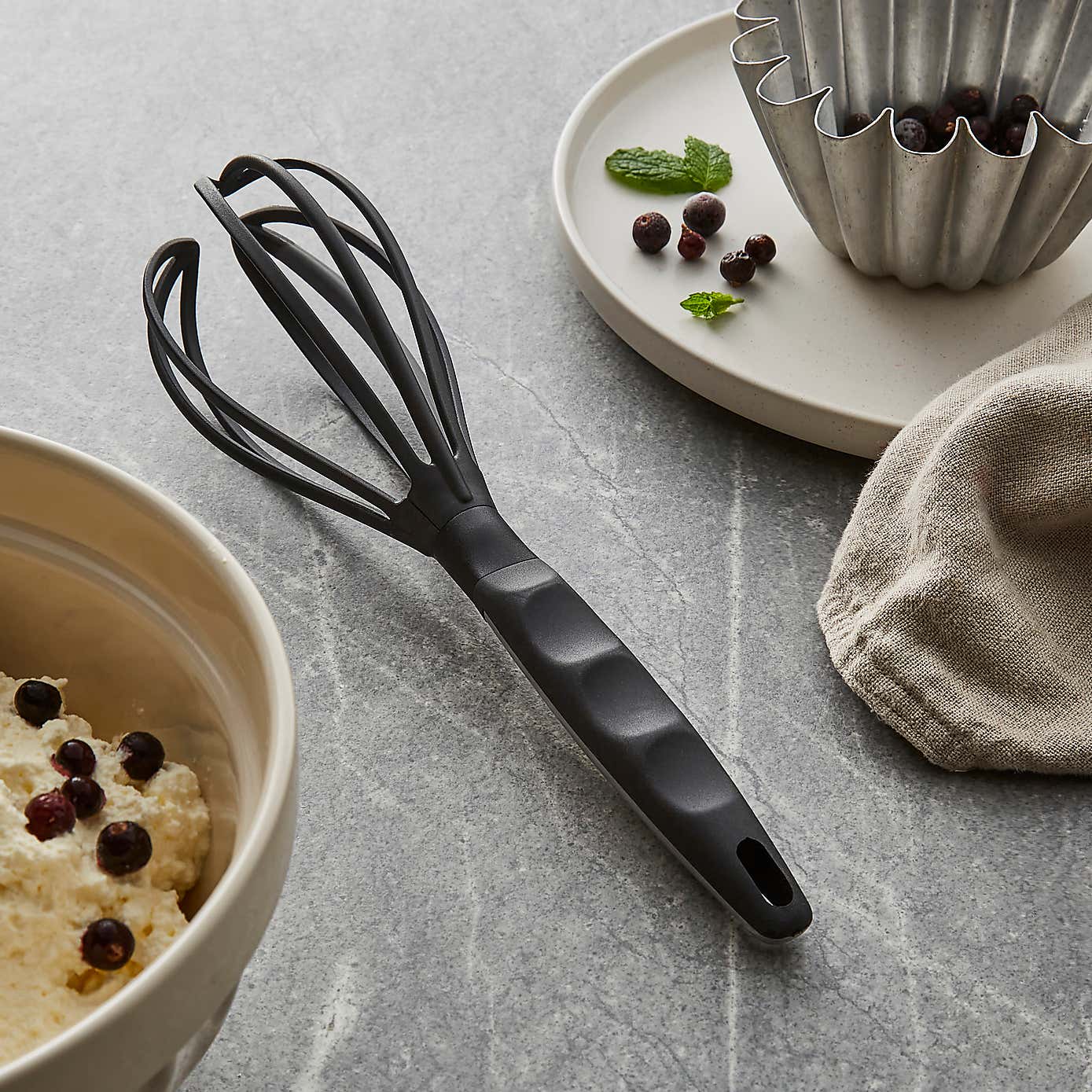 Professional Nylon Whisk