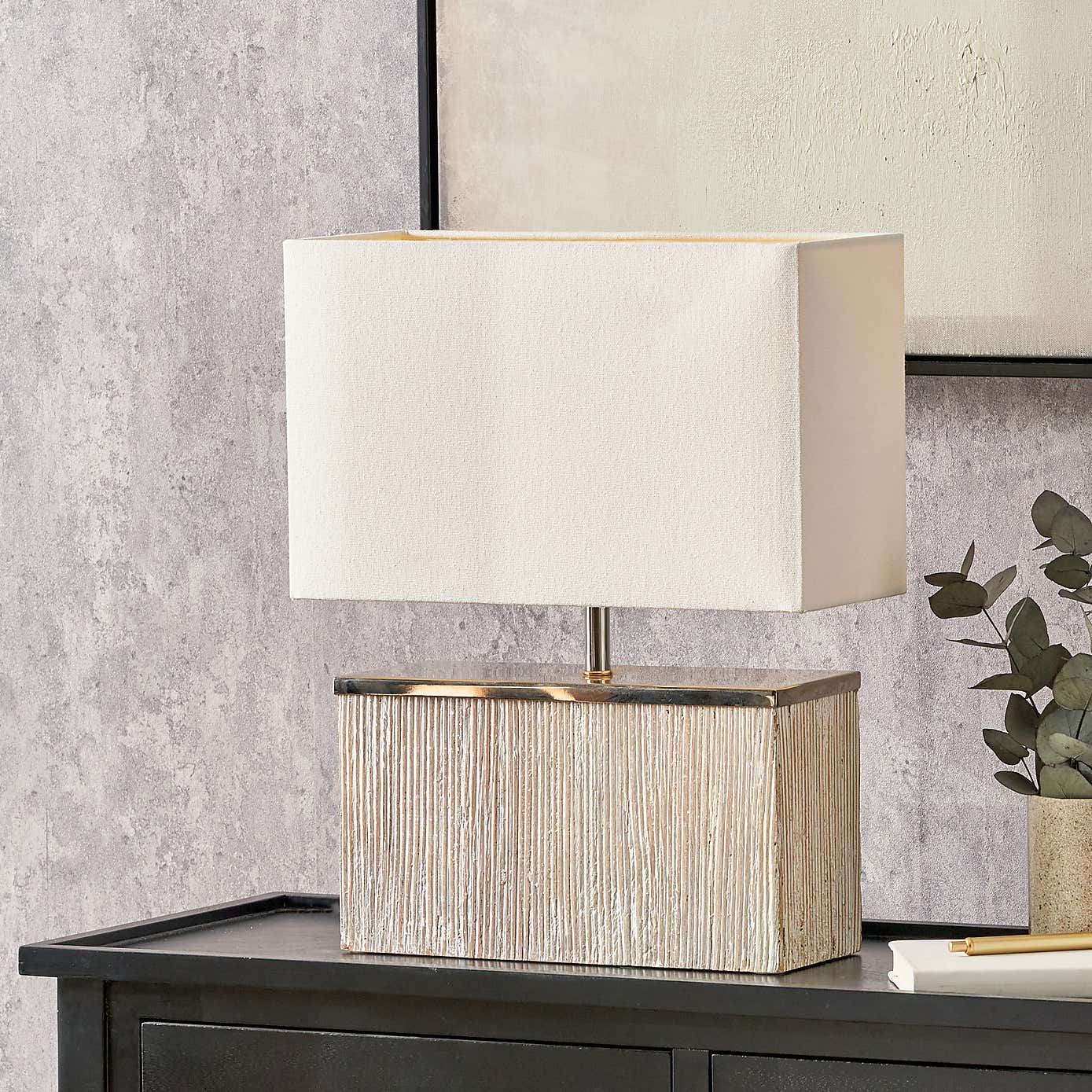 Hampton Table Lamp
