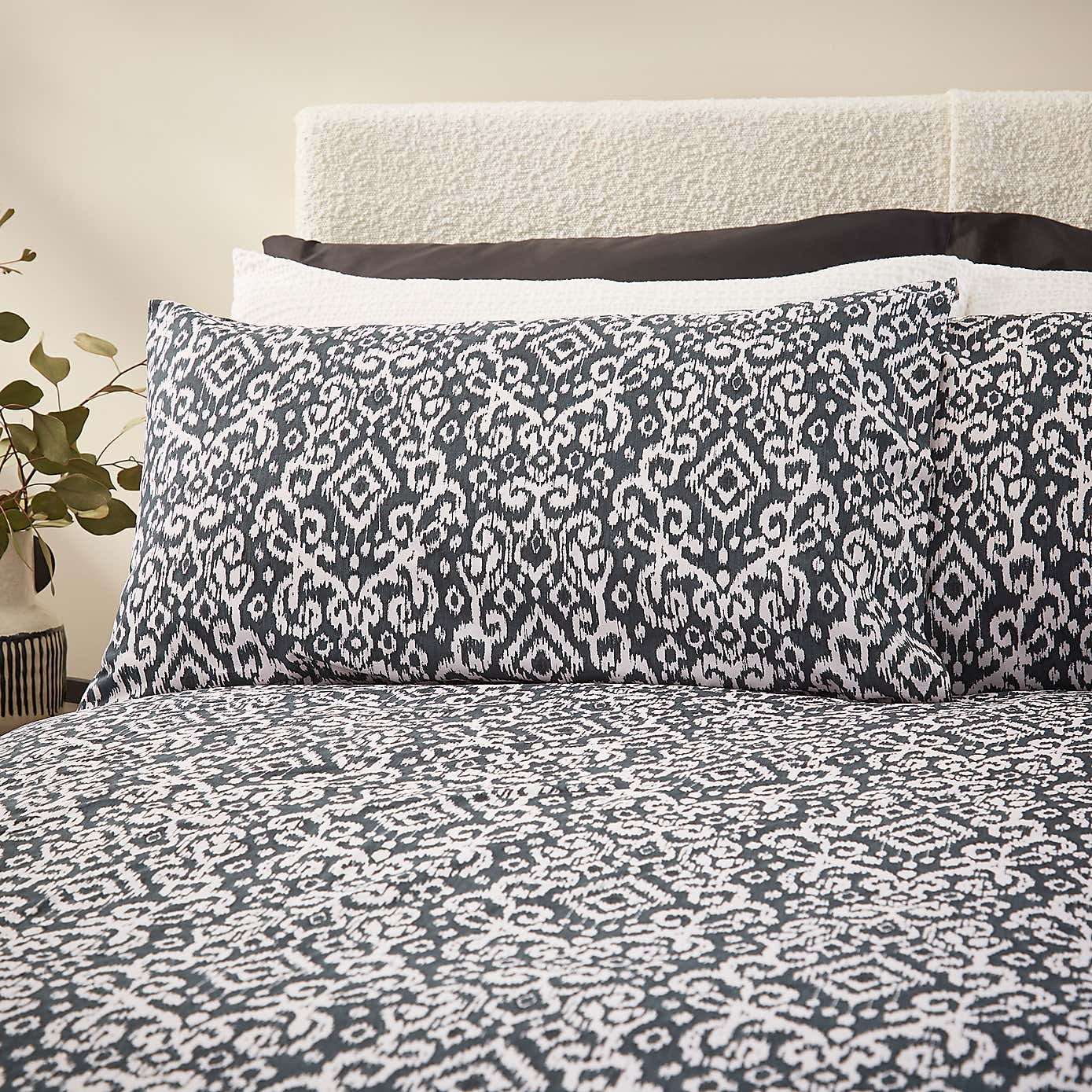 Hao Aztec Duvet Cover & Pillowcase Set