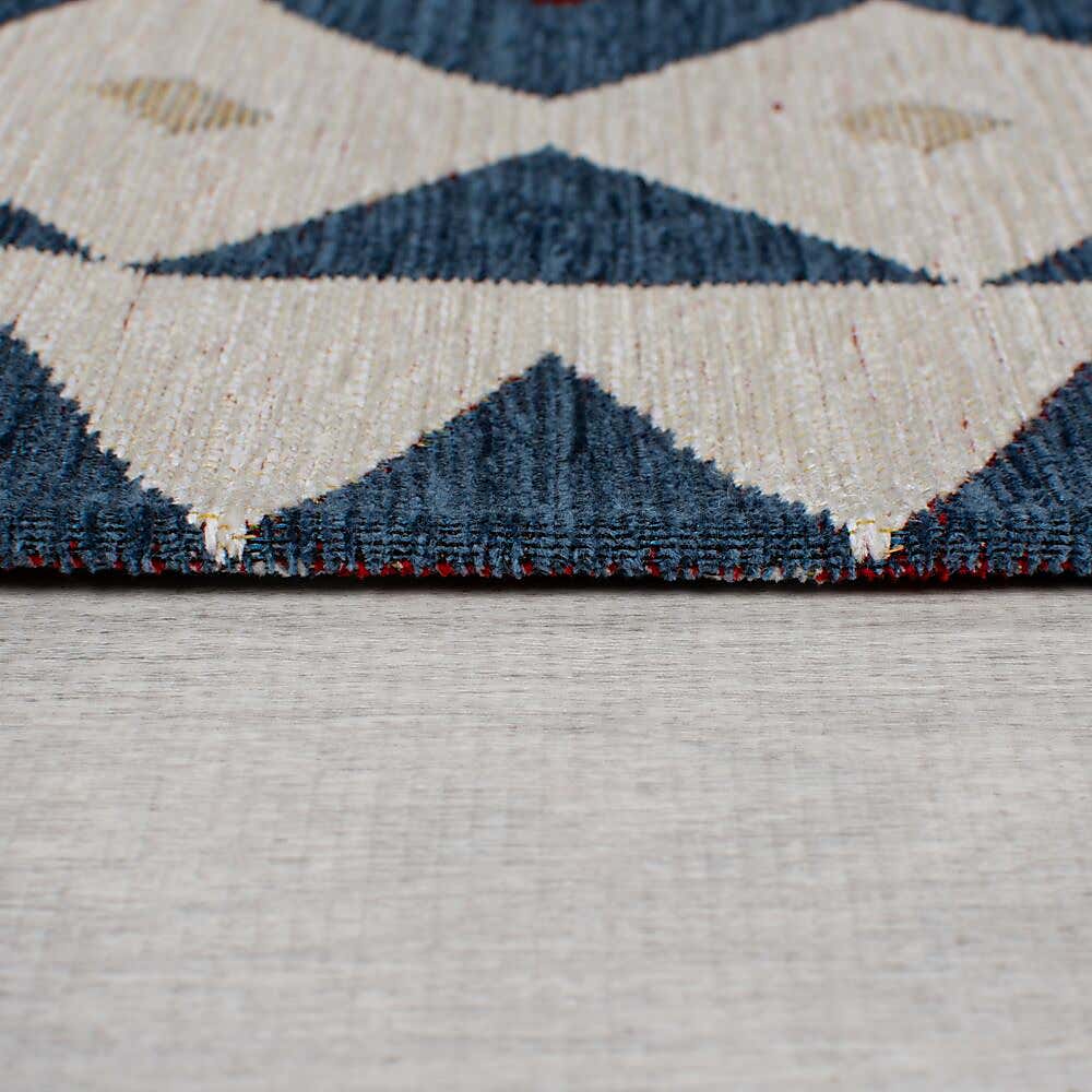 Byron Tile Geometric Runner