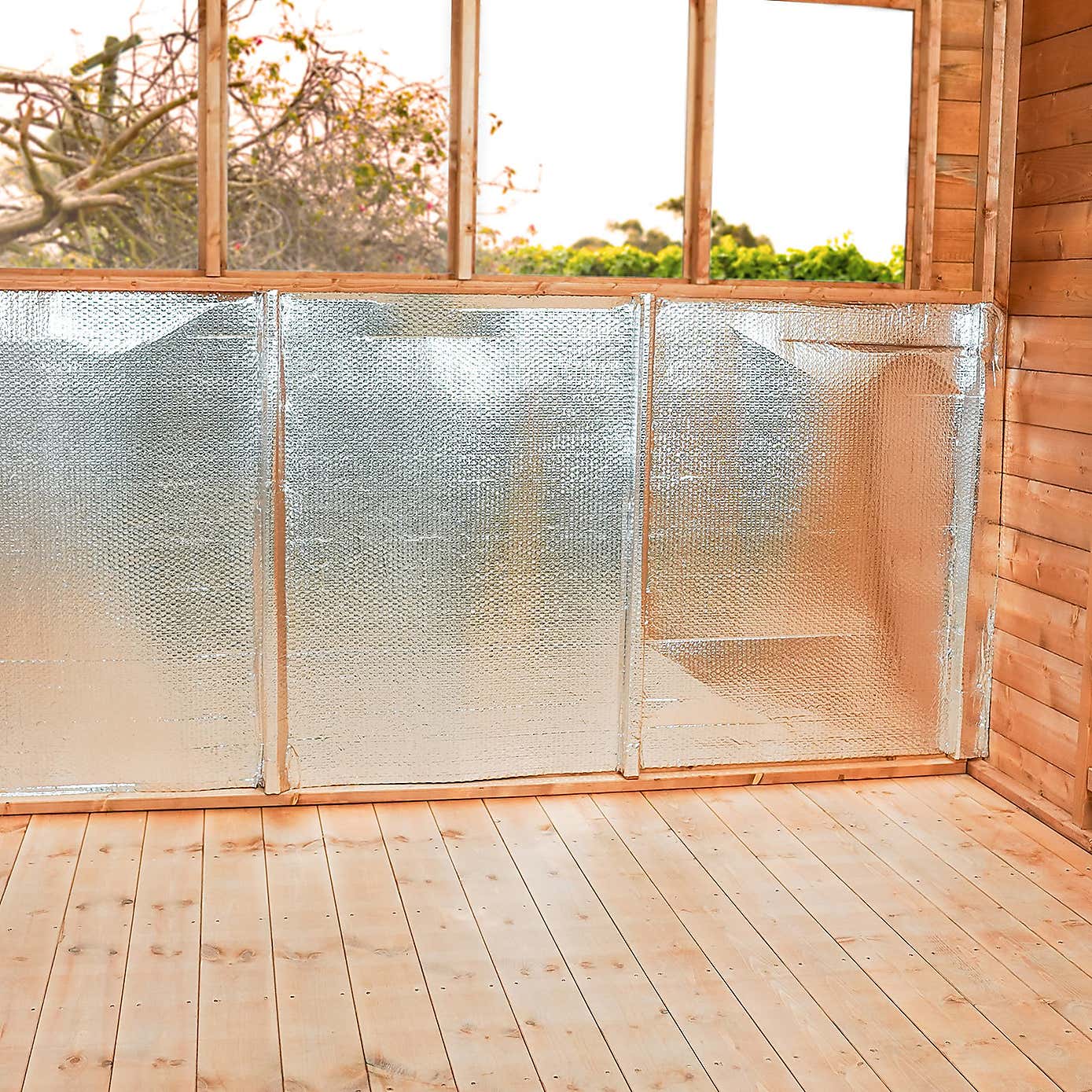 SuperFOIL Self-Adhesive Shed Insulation, 1m x 10m