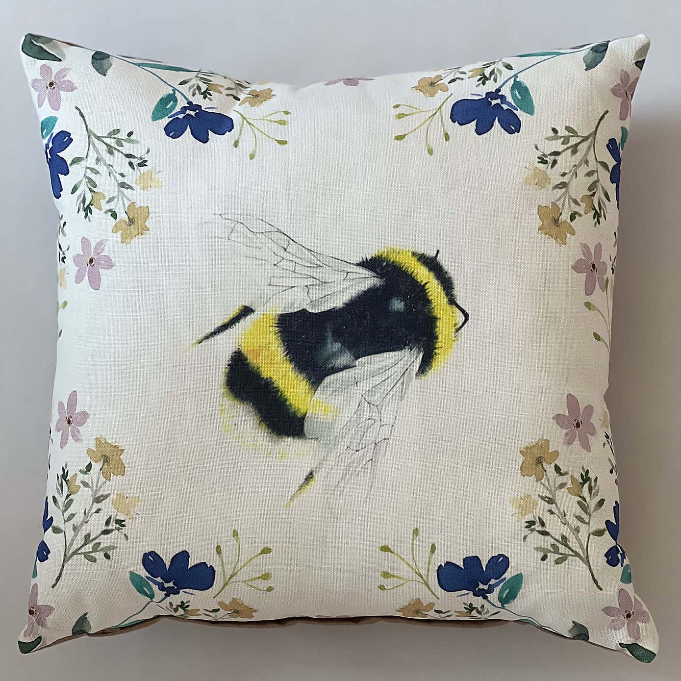 Daro Floral Bee Square Cushion