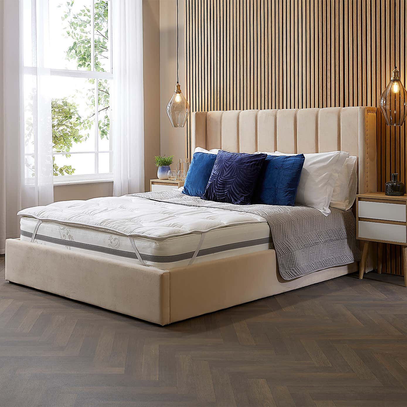 Snuggledown Luxurious Hotel Temperature Control Mattress Topper