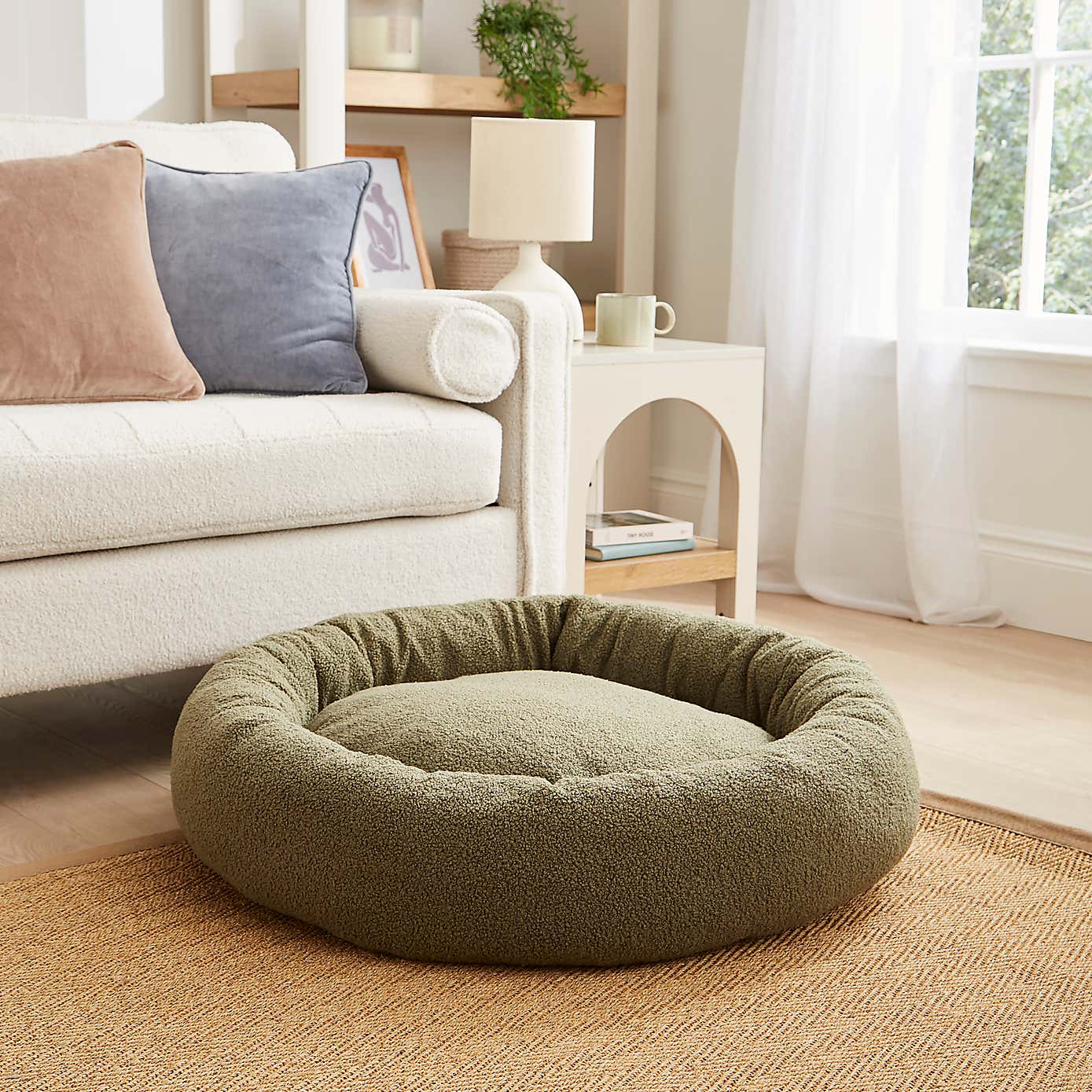 Sherpa Donut Pet Bed
